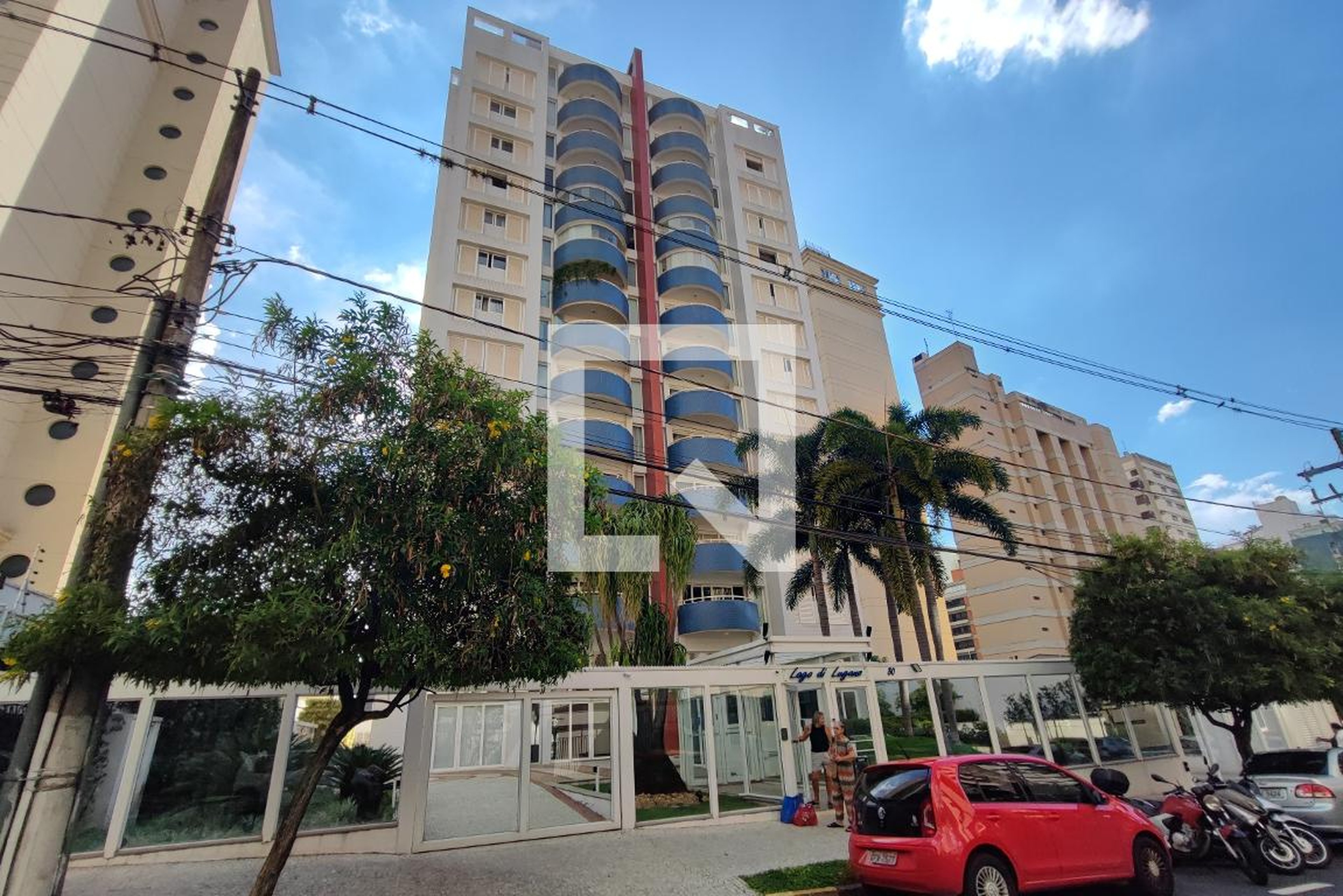 Fachada do Condomínio Condomínio Lago di Lugano