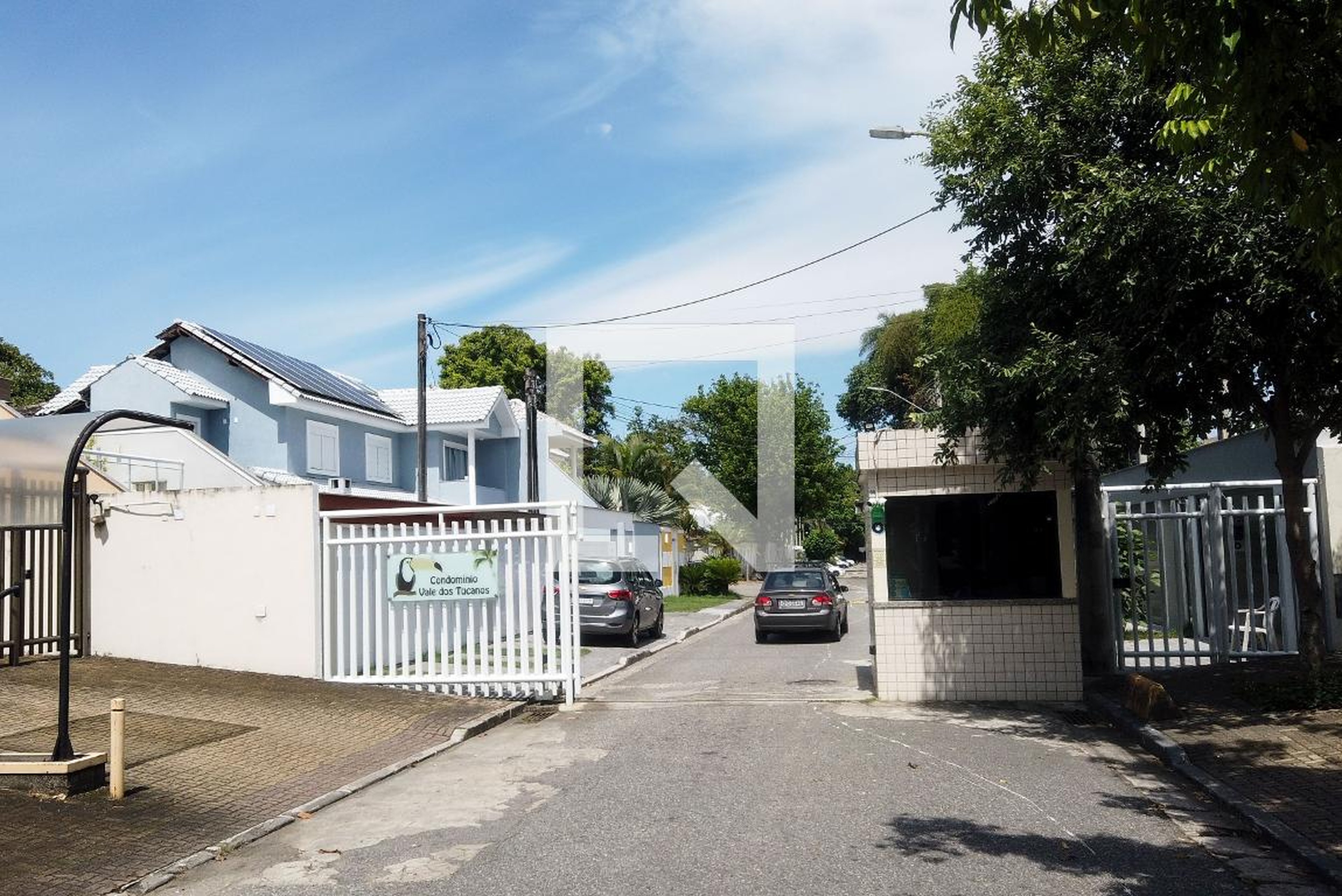 Fachada do Condomínio Condomínio em Rua Iberê de Abreu, 190