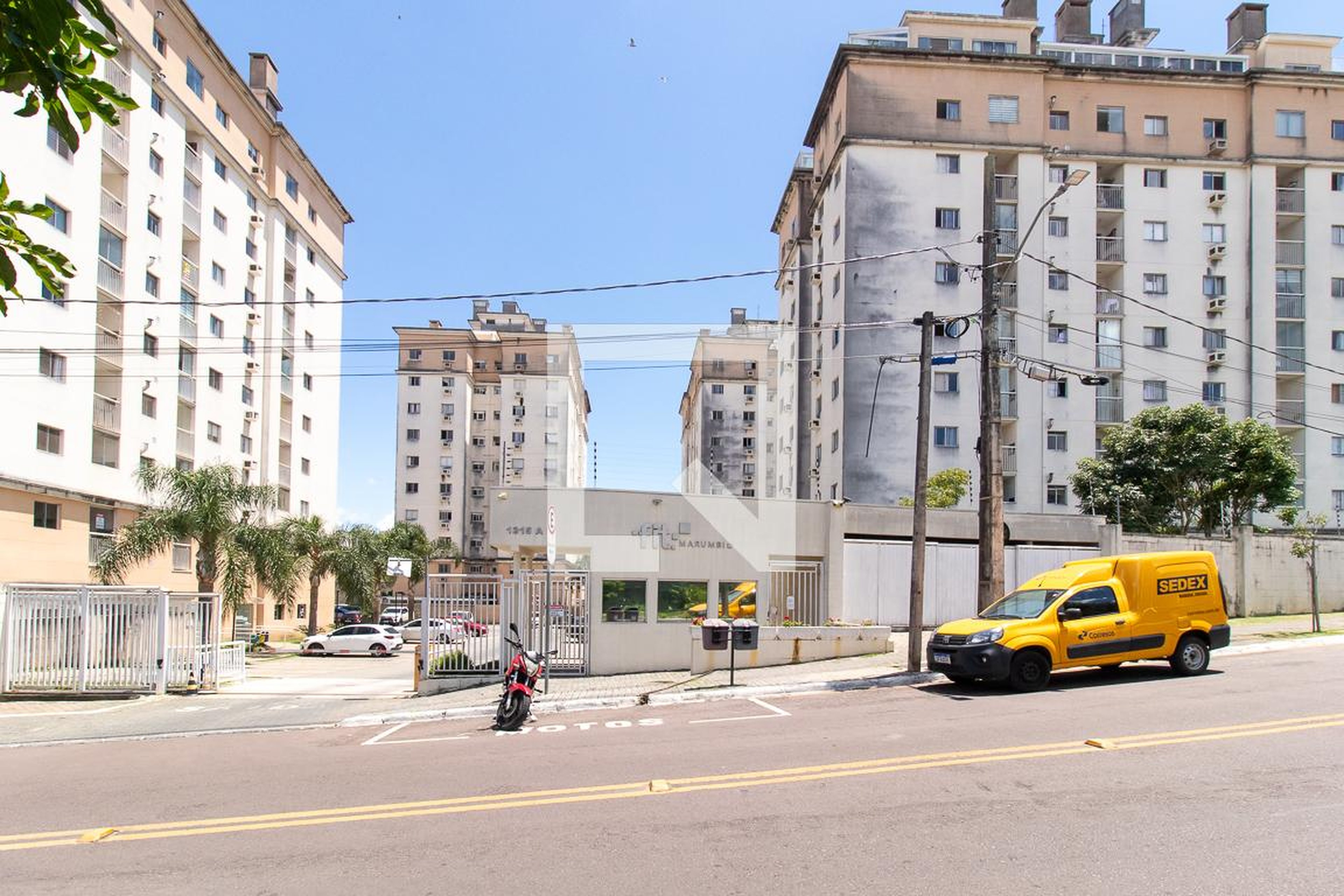 Fachada do Condominio Condomínio em Rua Assis Figueiredo, 1315a