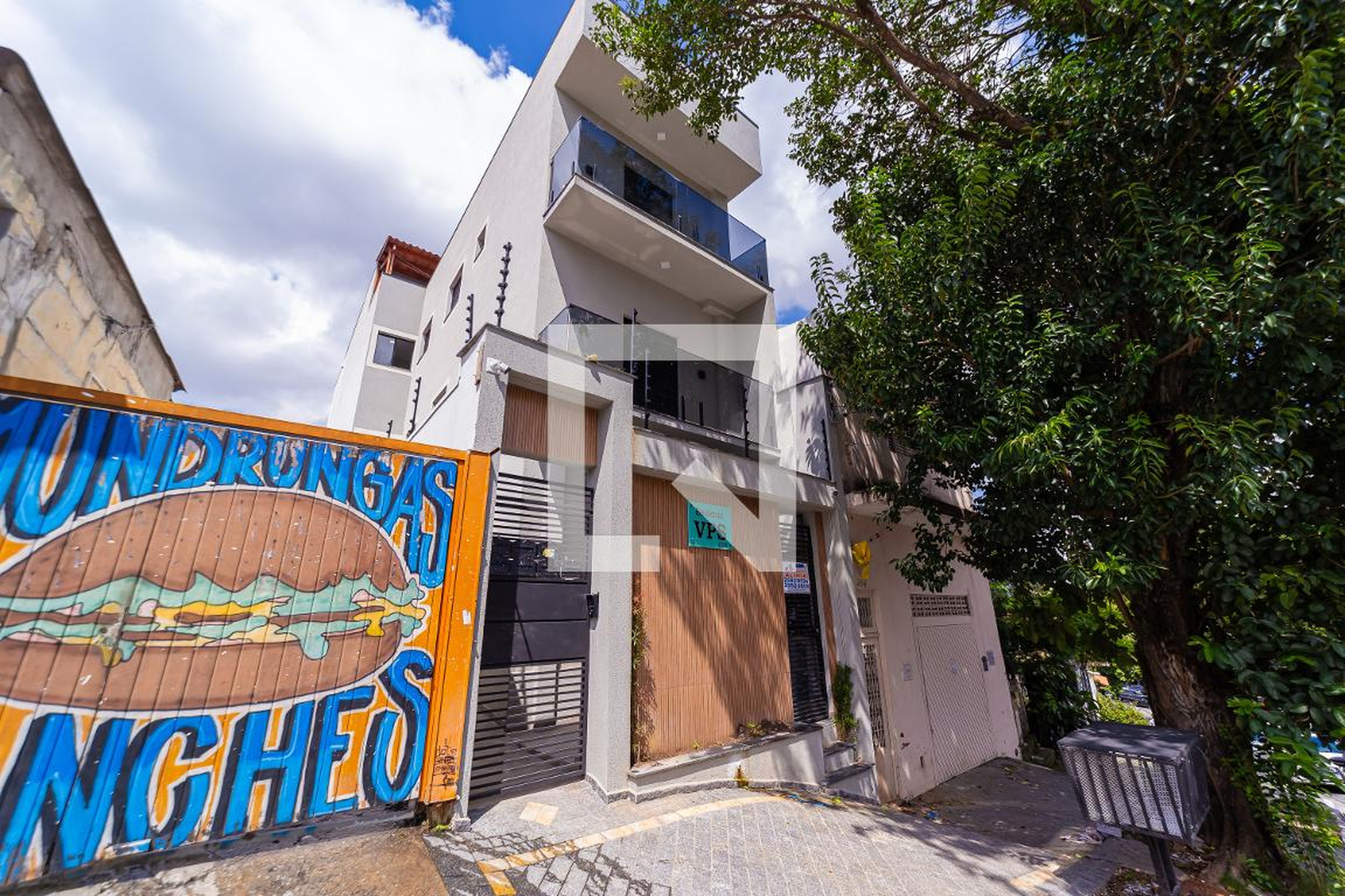 Fachada Condomínio em Avenida Esperantina, 218