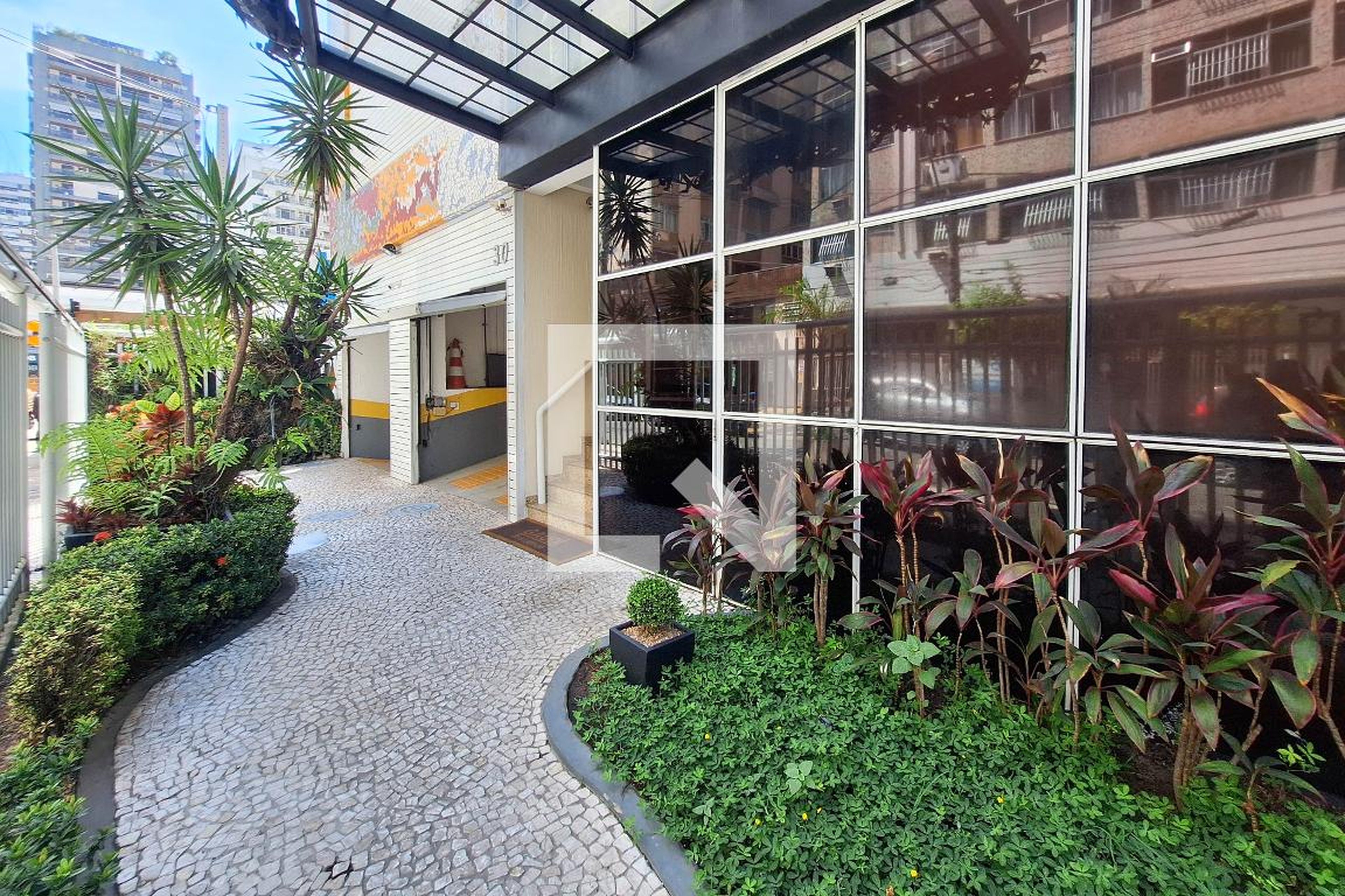 Fachada Condomínio Gaudí