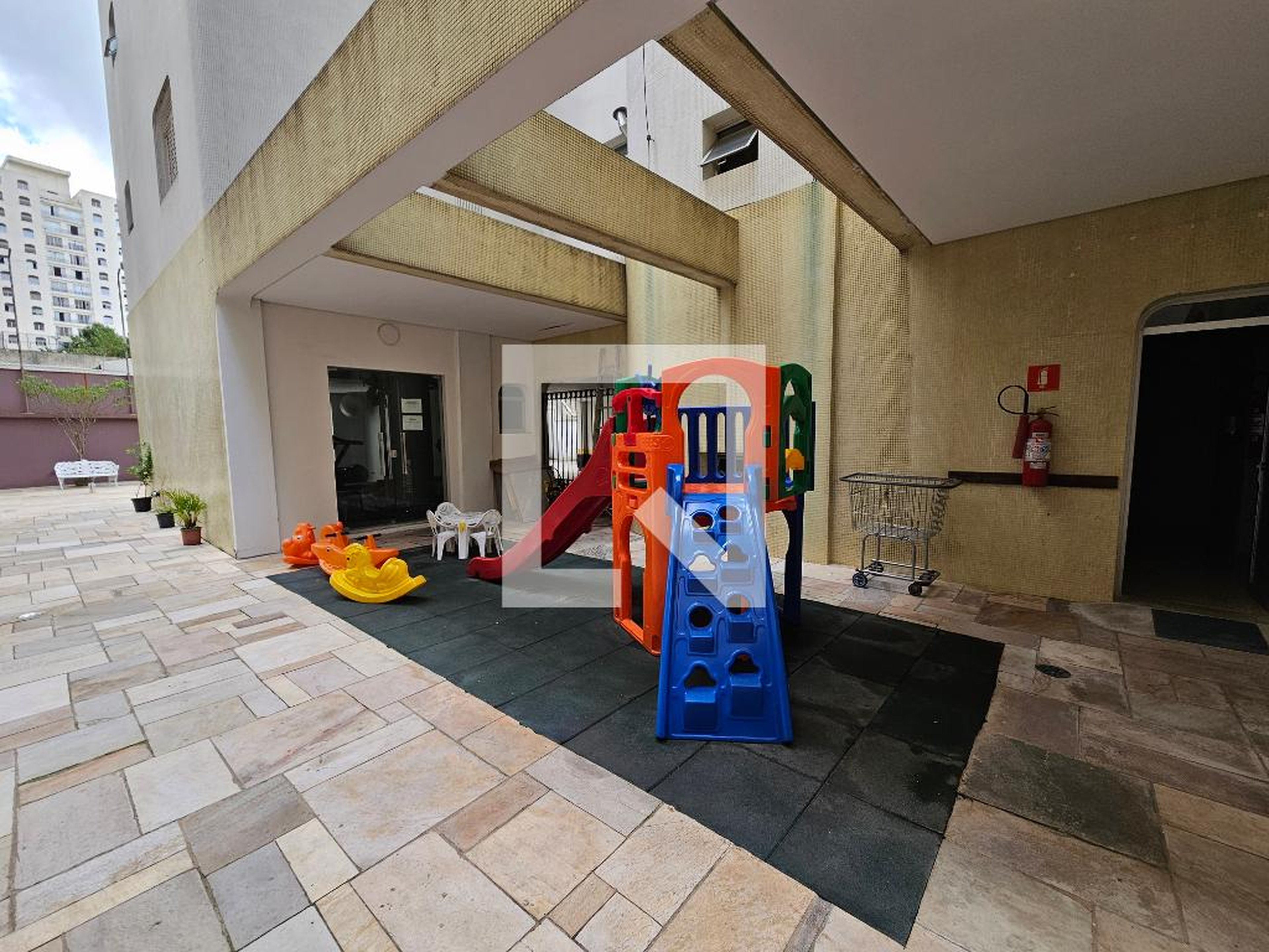 Playground - Edificio Cuiaba