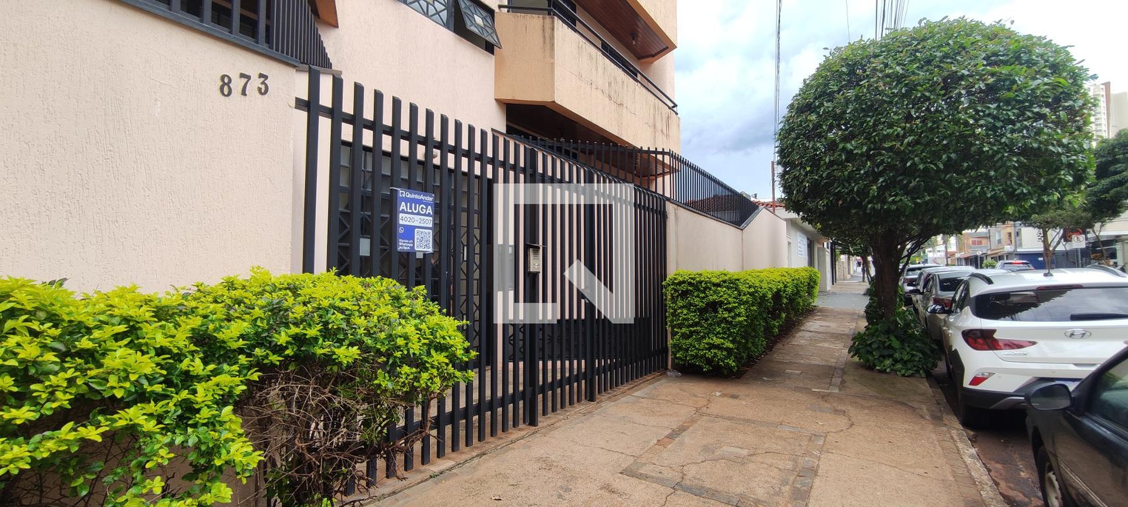 Fachada Condomínio em Rua do Professor, 873