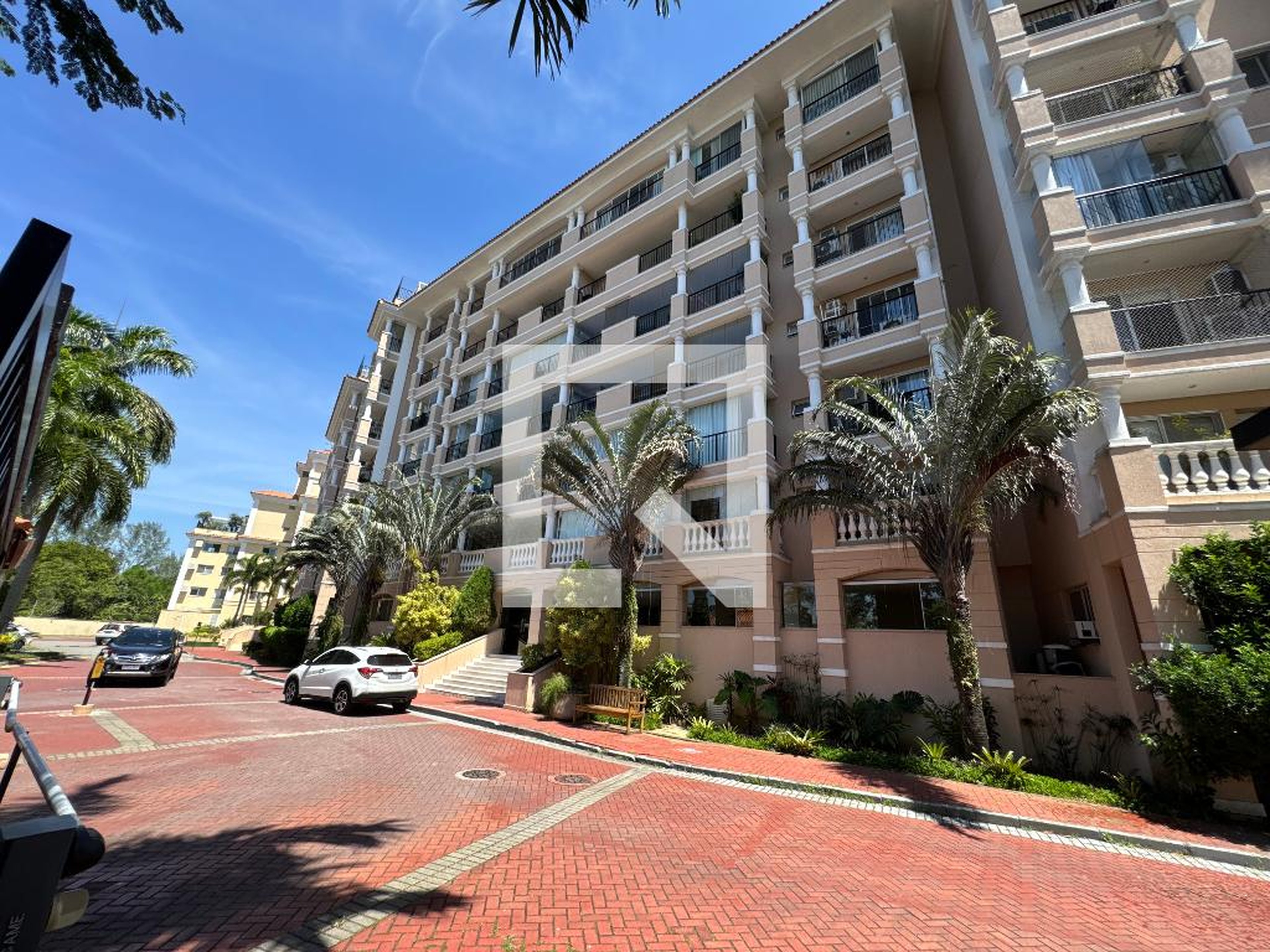 Fachada Condomínio Espacio Laguna