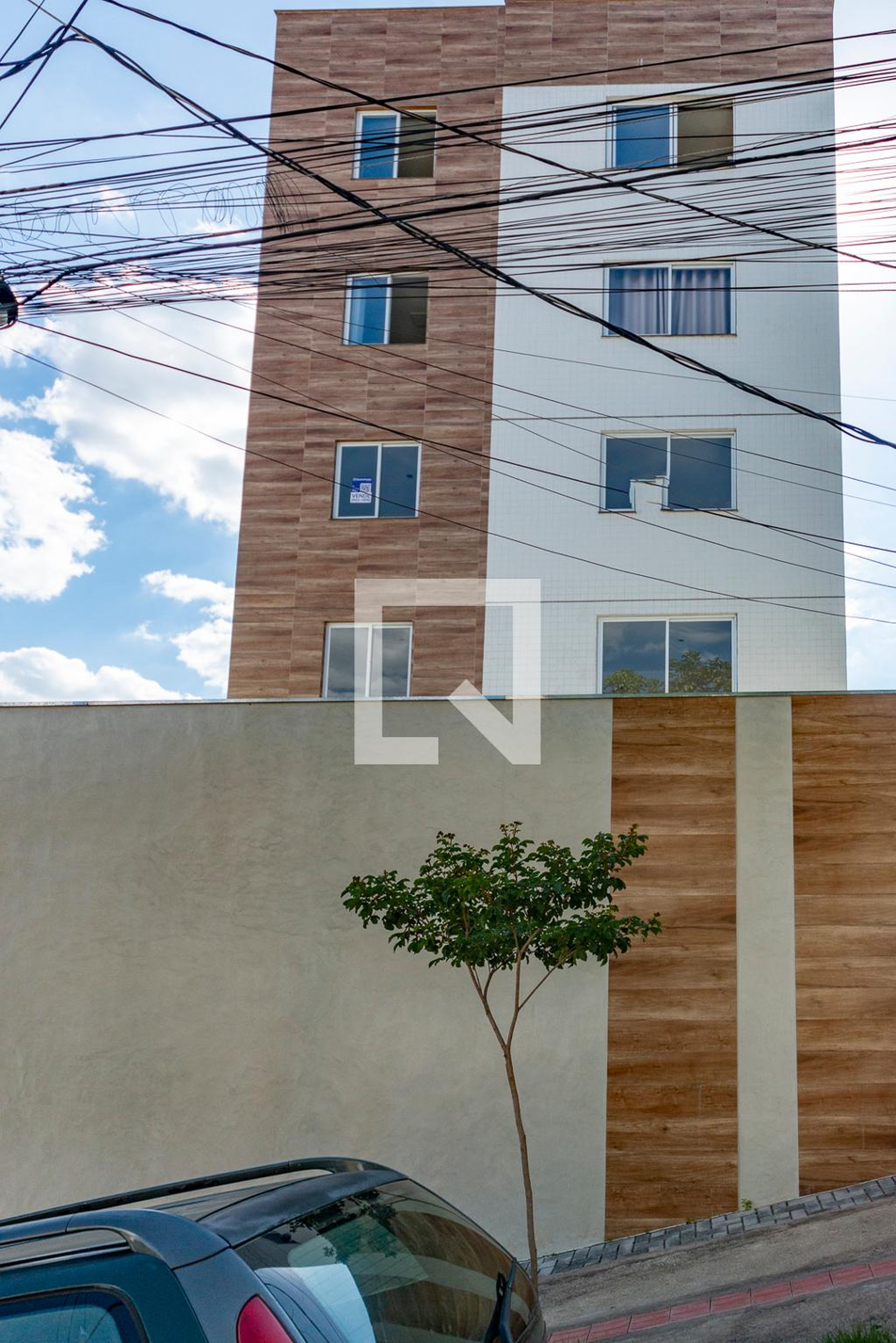 Fachada Condomínio em Alameda das Patativas, 282