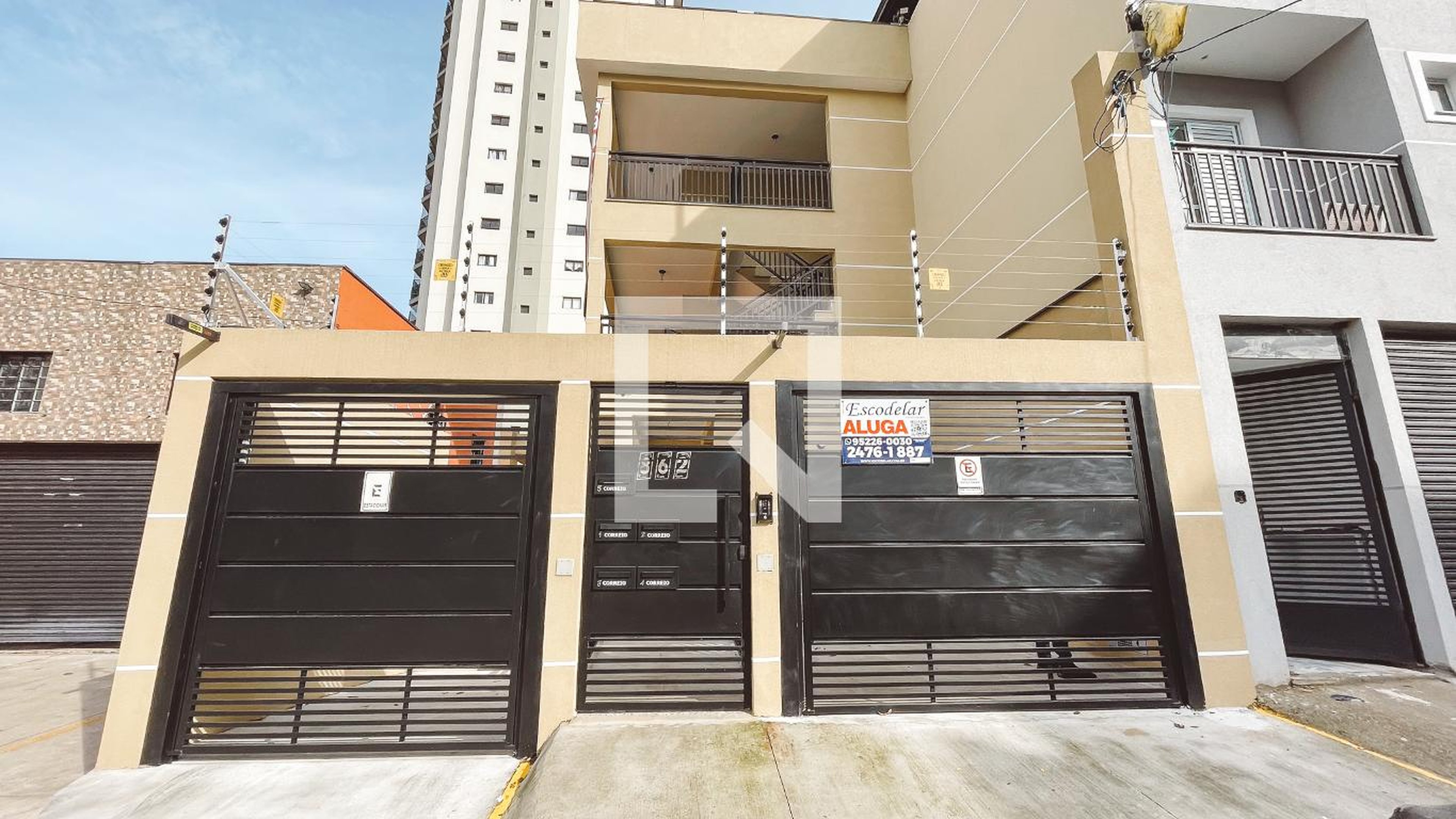 Fachada do Prédio Condomínio em Rua Mariquinha Viana, 862