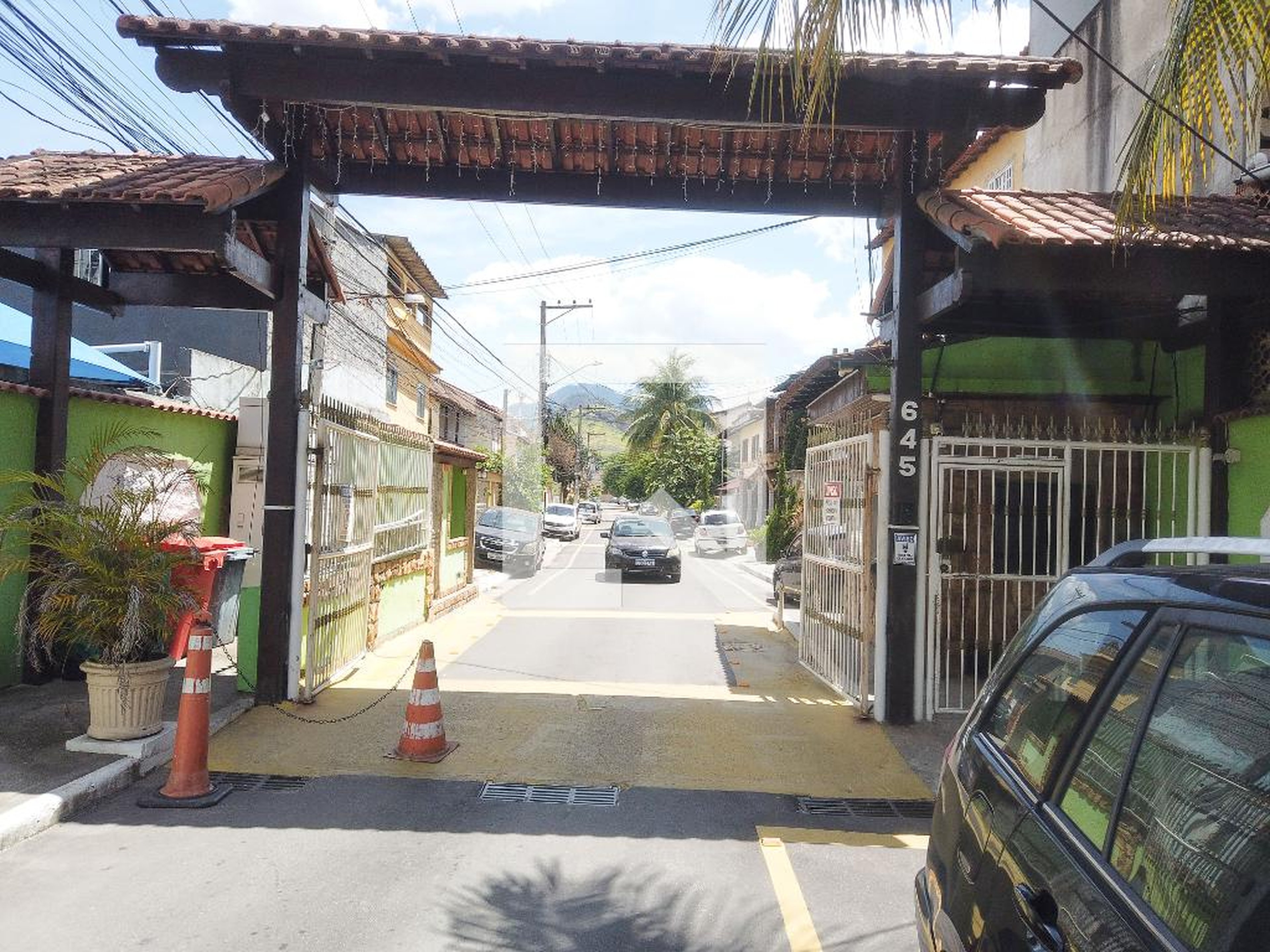 Fachada do Condomínio Condomínio Amores