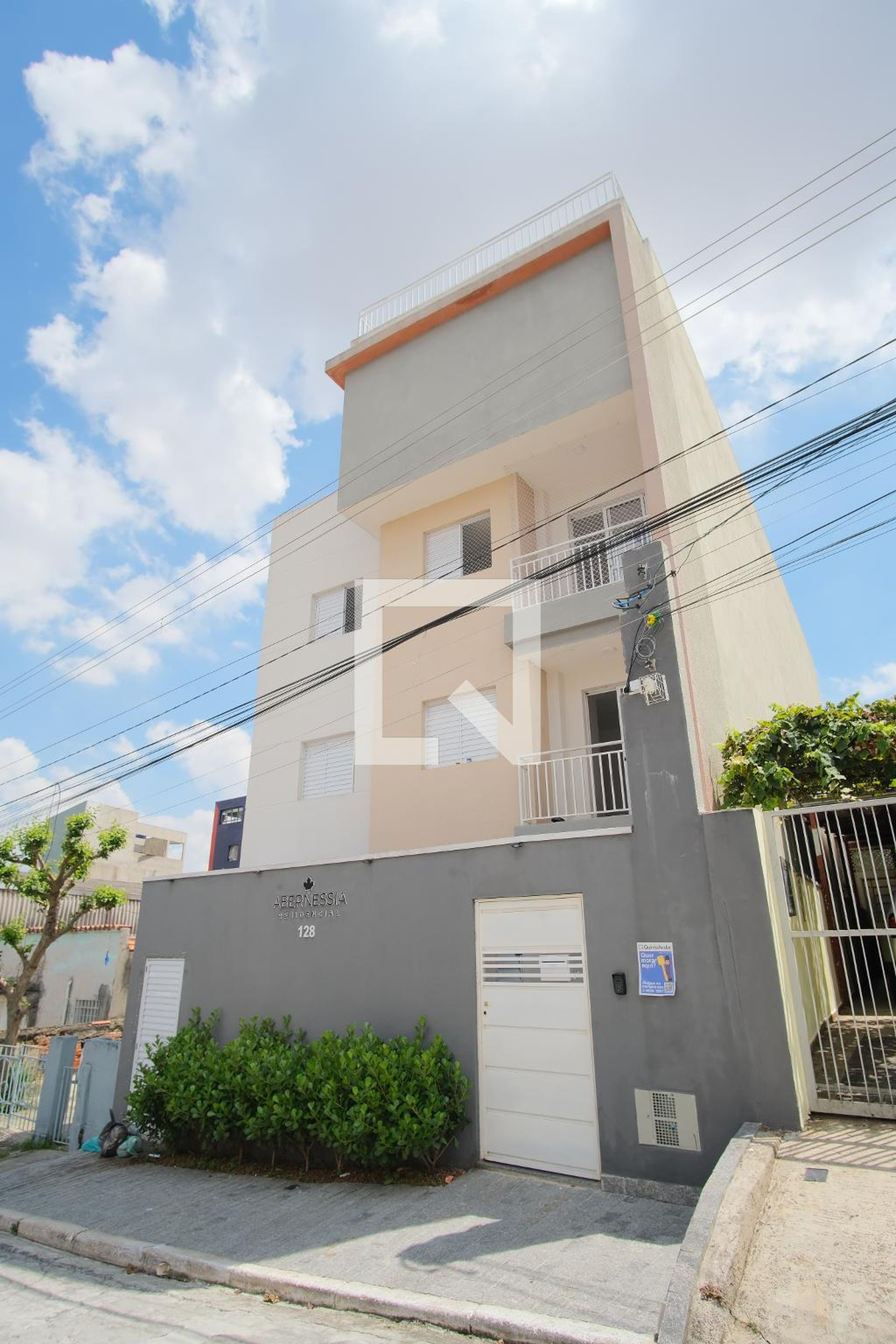 Fachada Condomínio Abernéssia Residencial