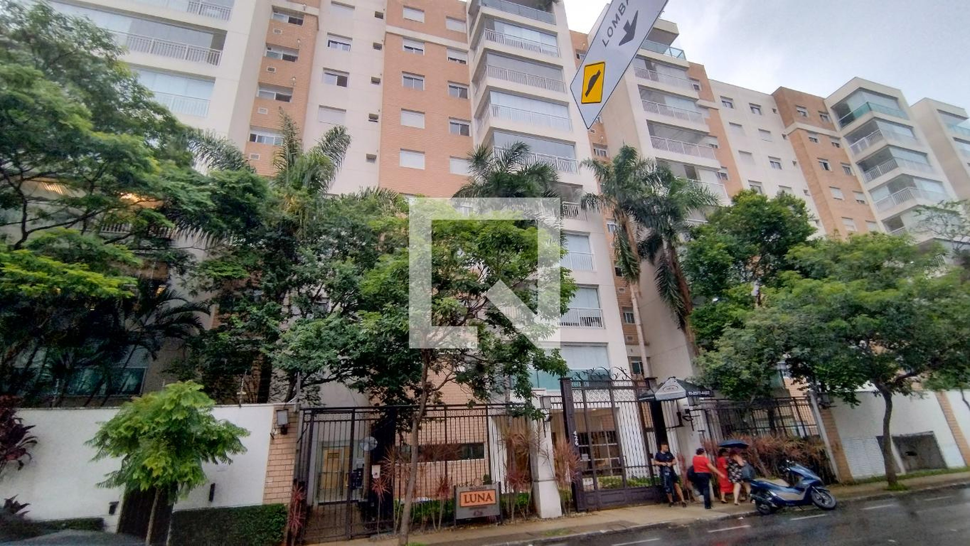 Fachada Condomínio em Rua João Antônio de Oliveira, 803