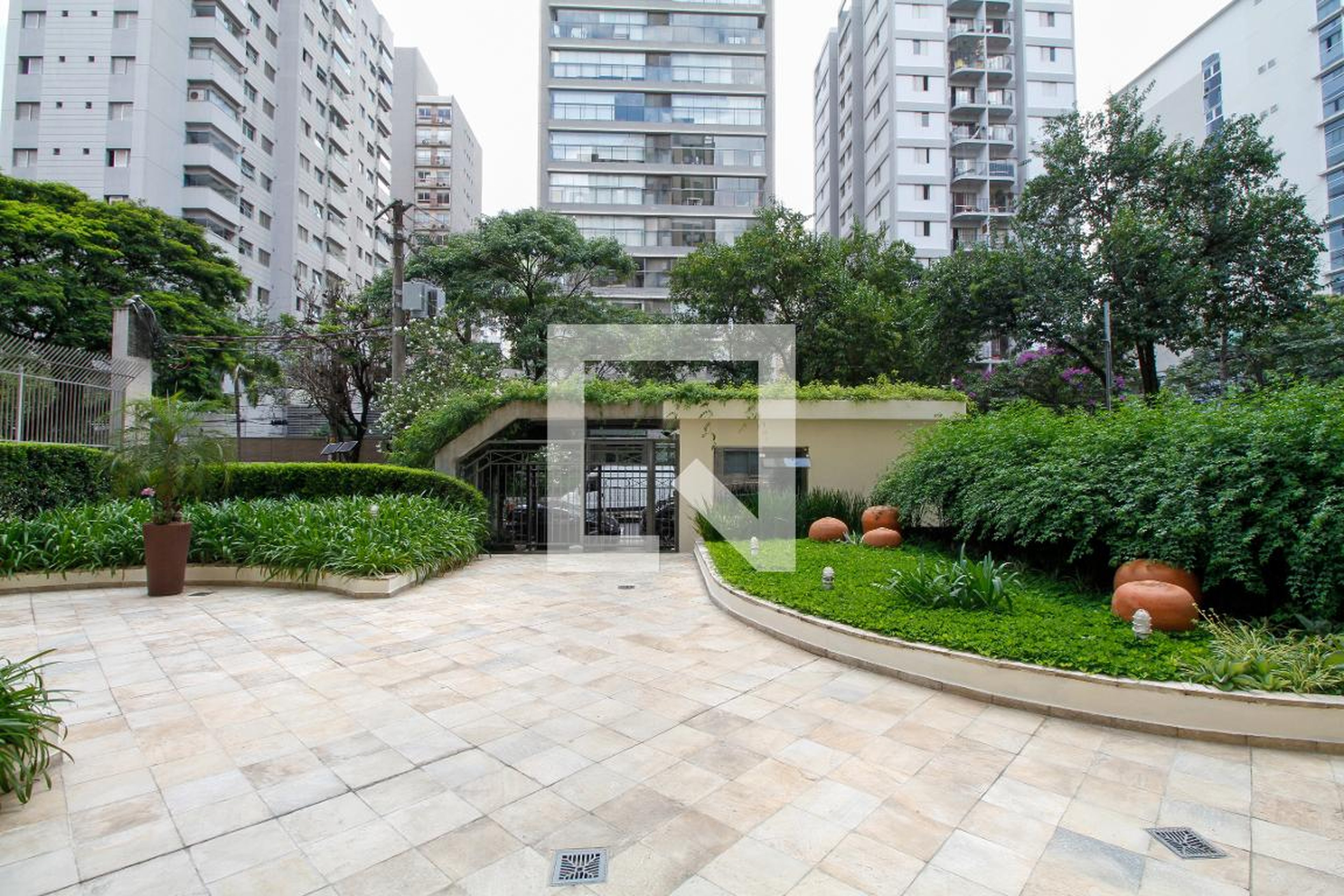 Entrada do Prédio - Edifício Itaguaí