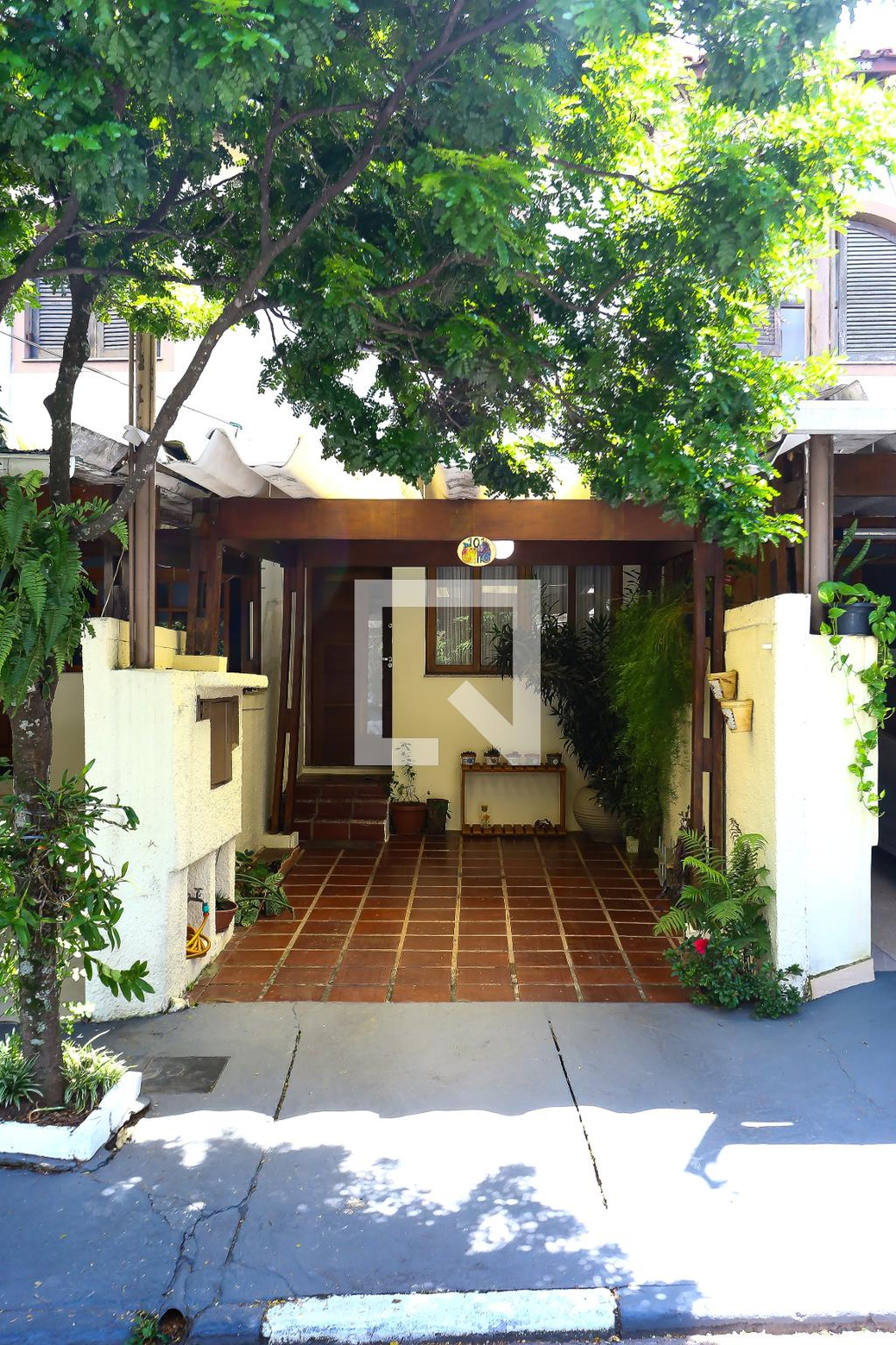 Fachada Condomínio em Estrada Santo Amaro, 201