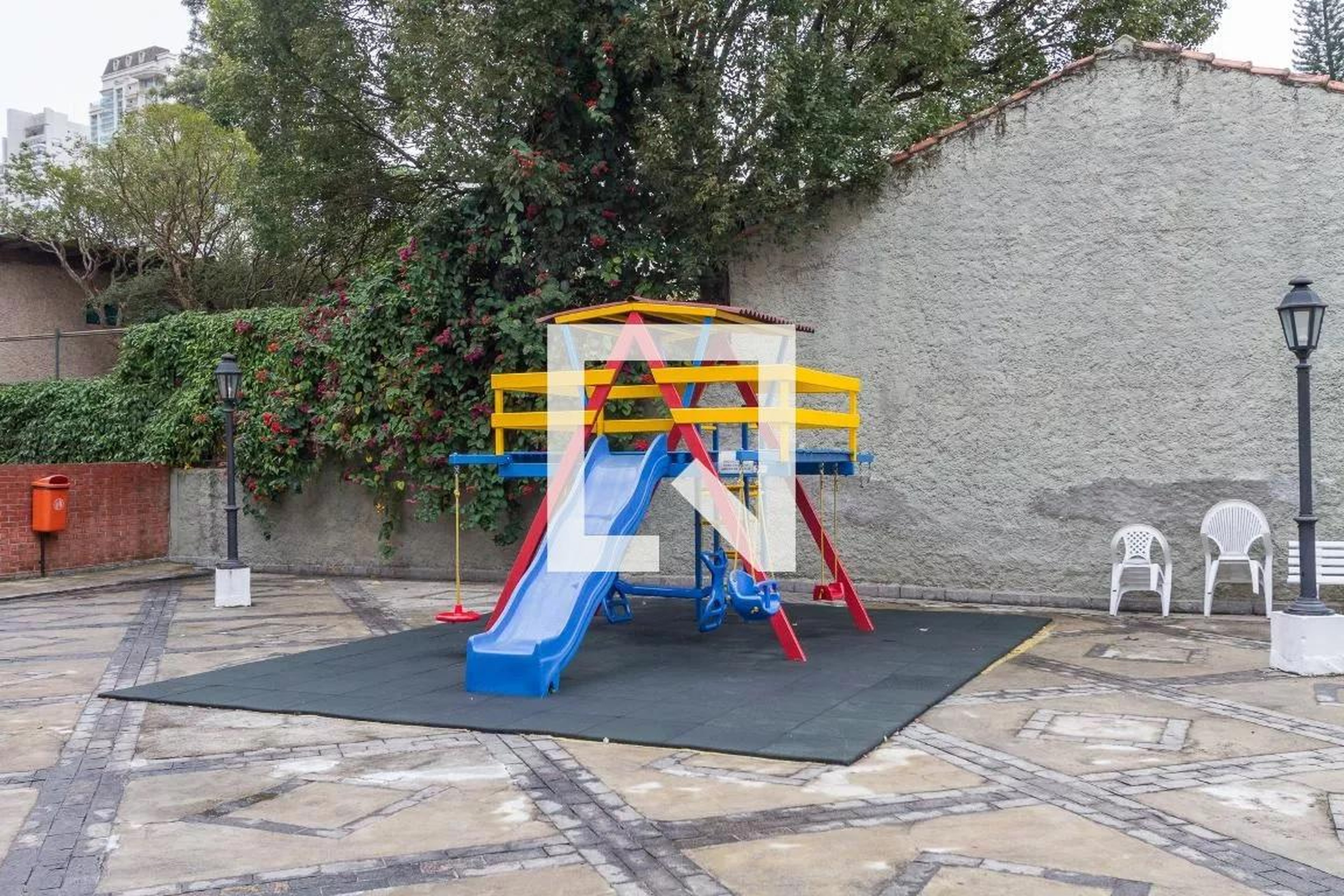 Playground - Parque Residencial Los Alamos