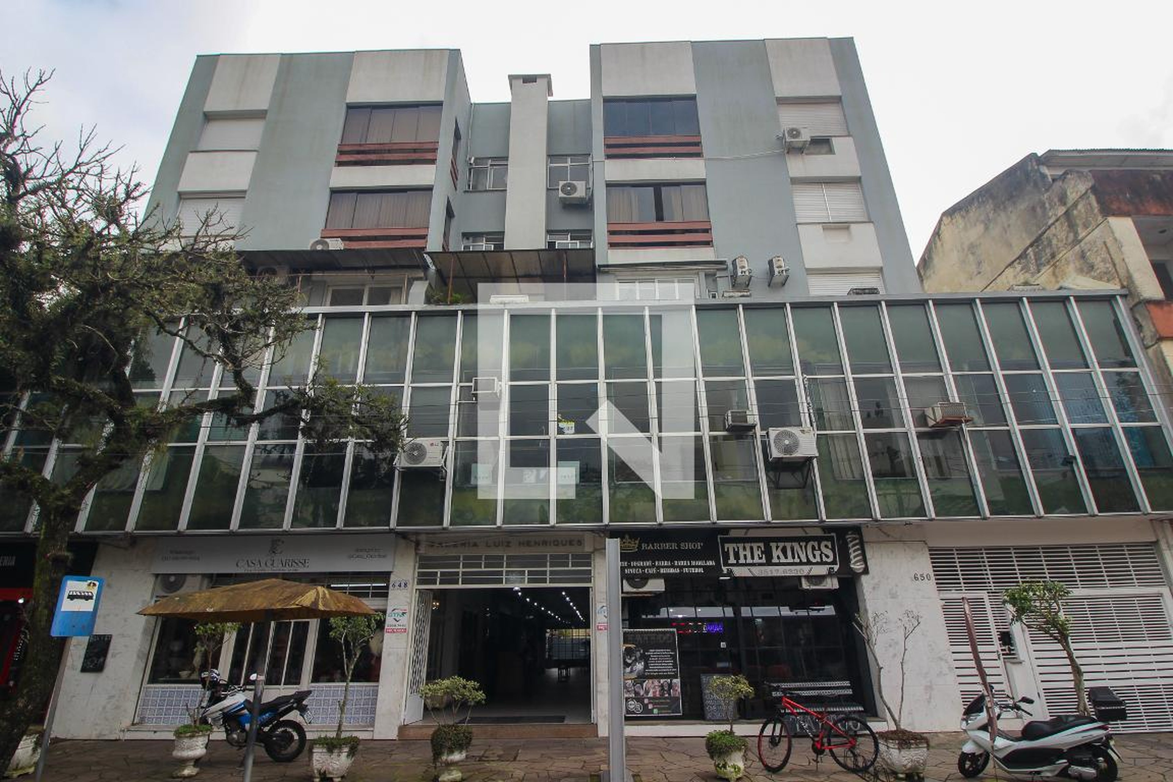 Fachada do Prédio Residencial Luis Henrique