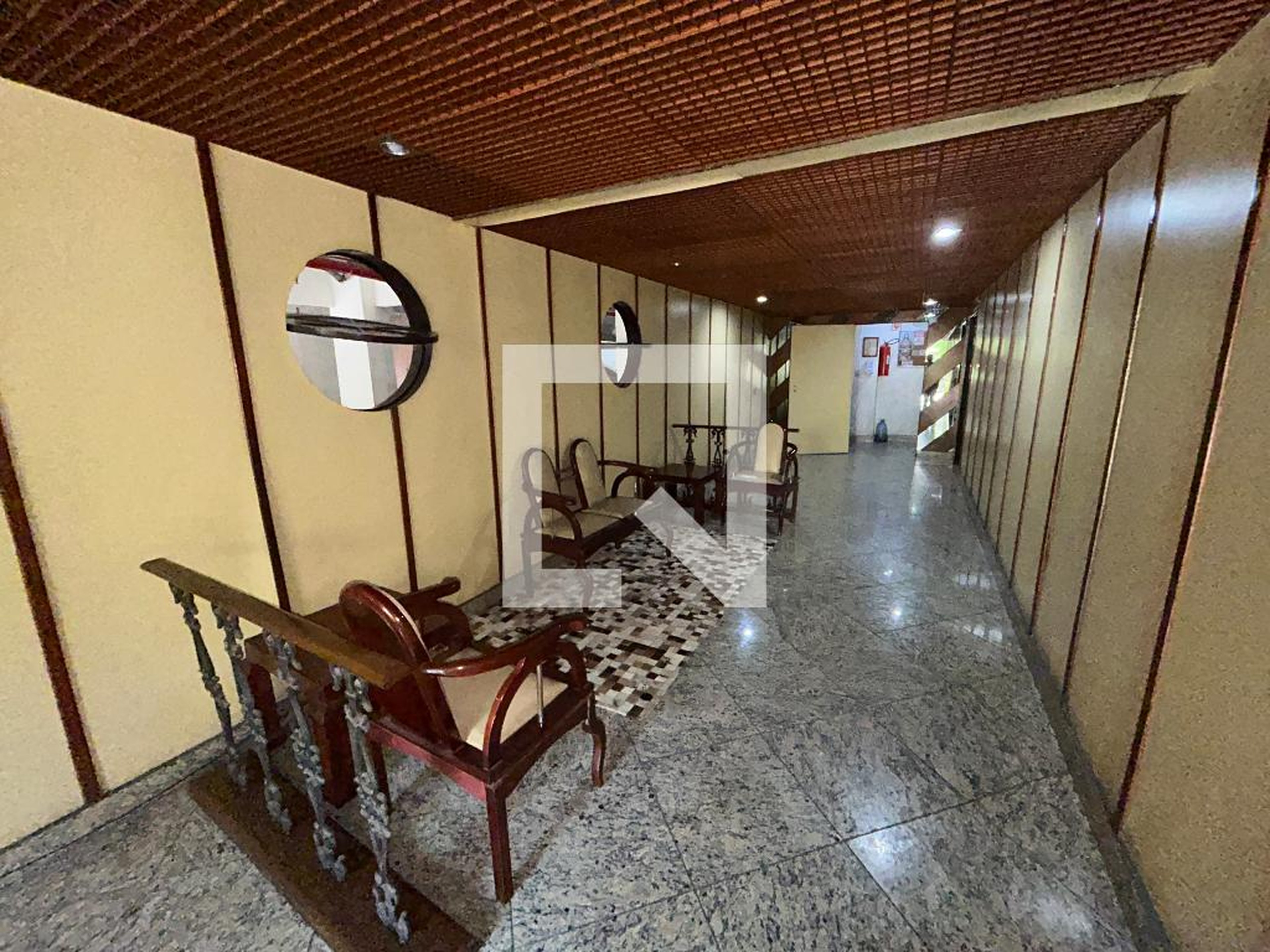 Hall de entrada - Lucido Lago