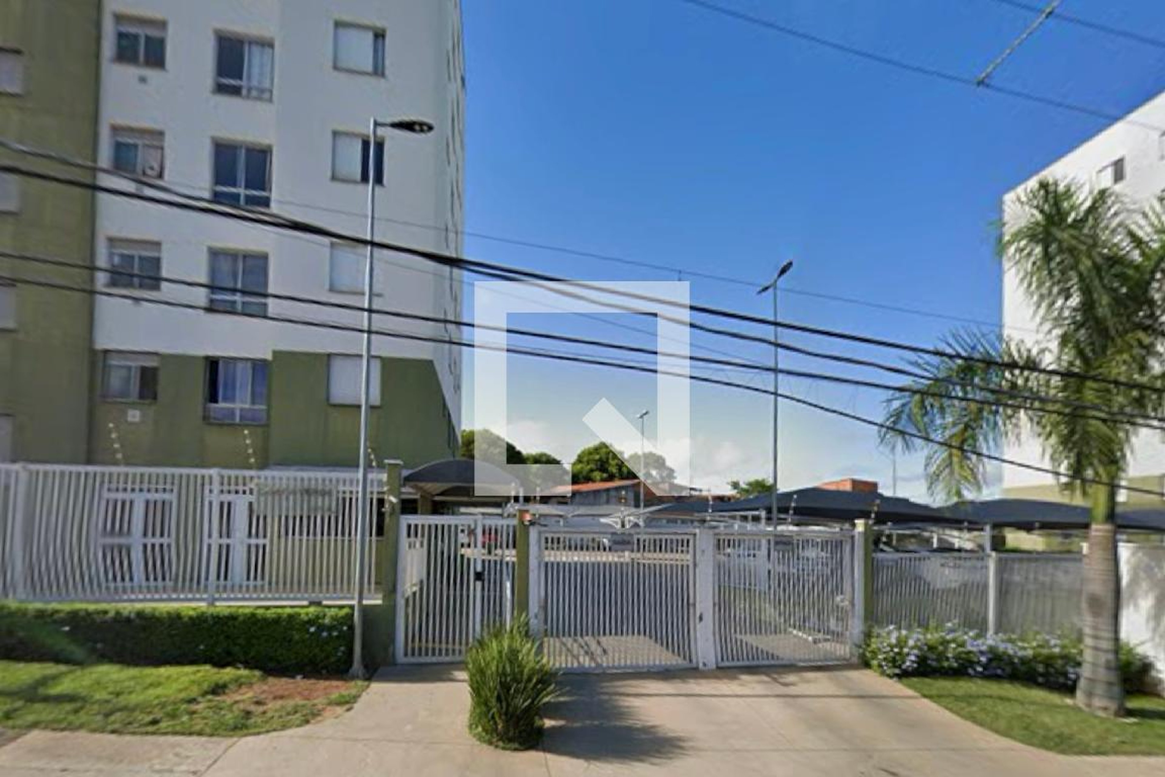 Fachada do Condomínio Condomínio Costa Verde