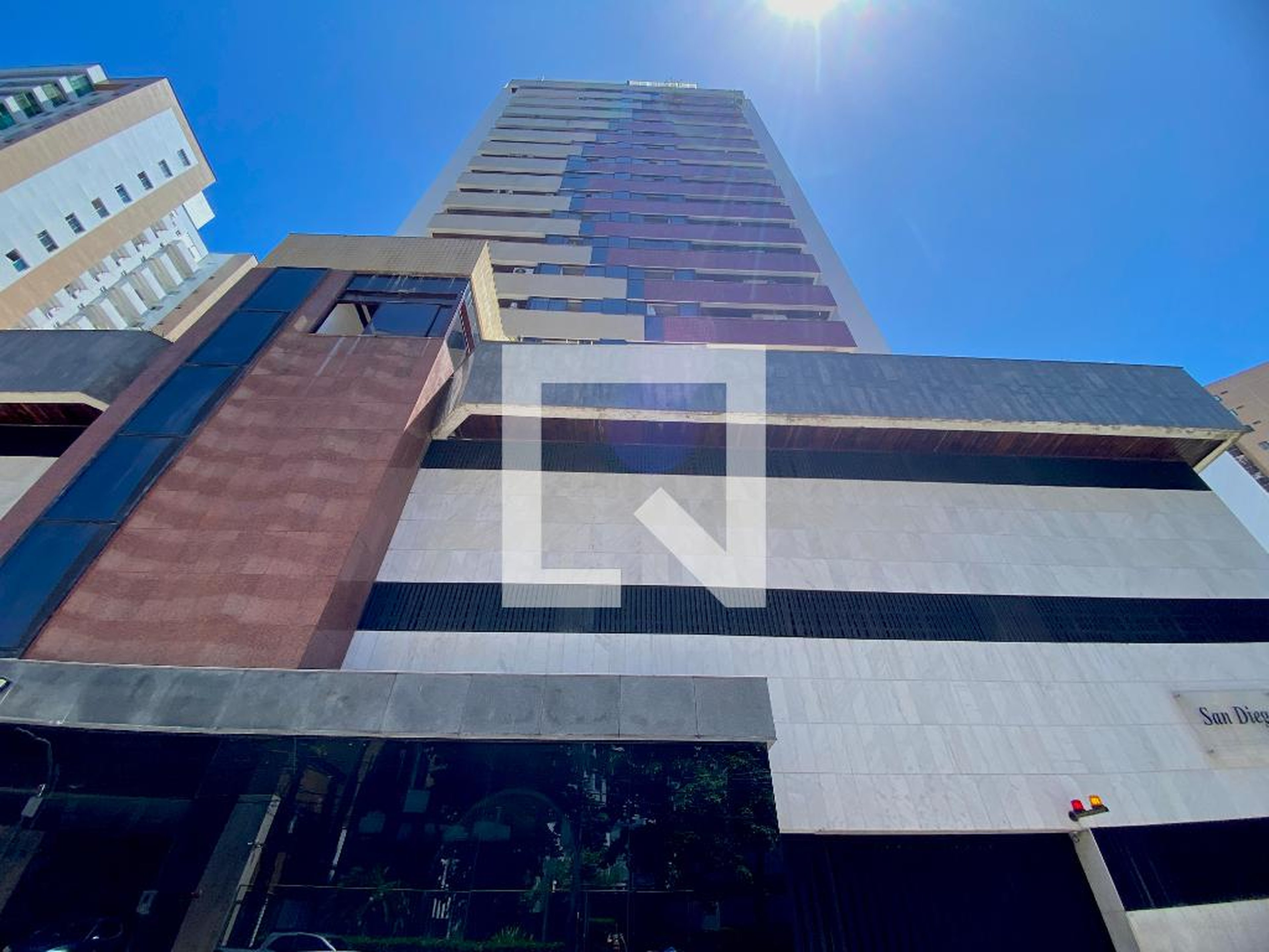 Fachada Condomínio San Diego