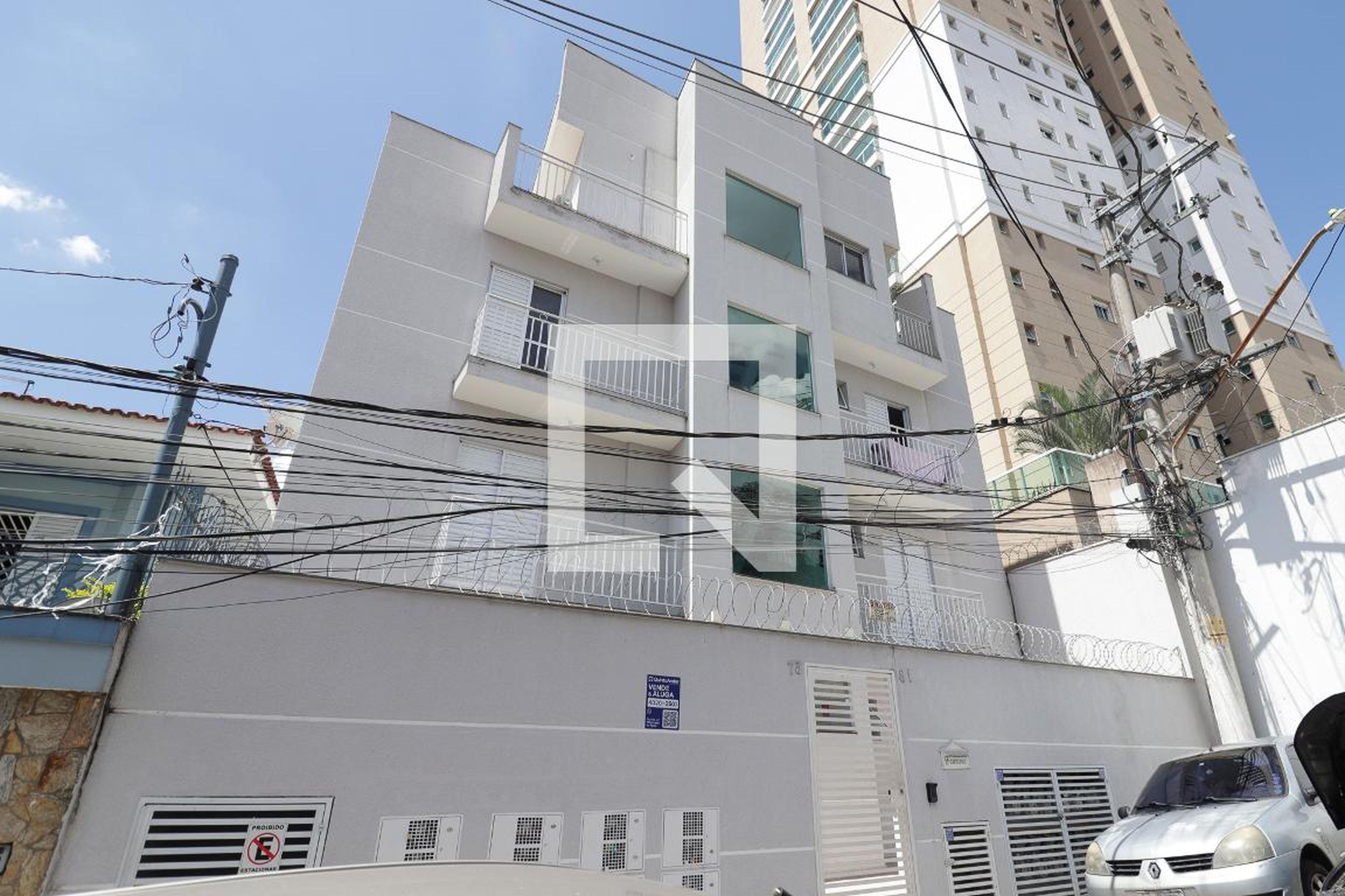 Fachada Condomínio em Rua Amontada, 75