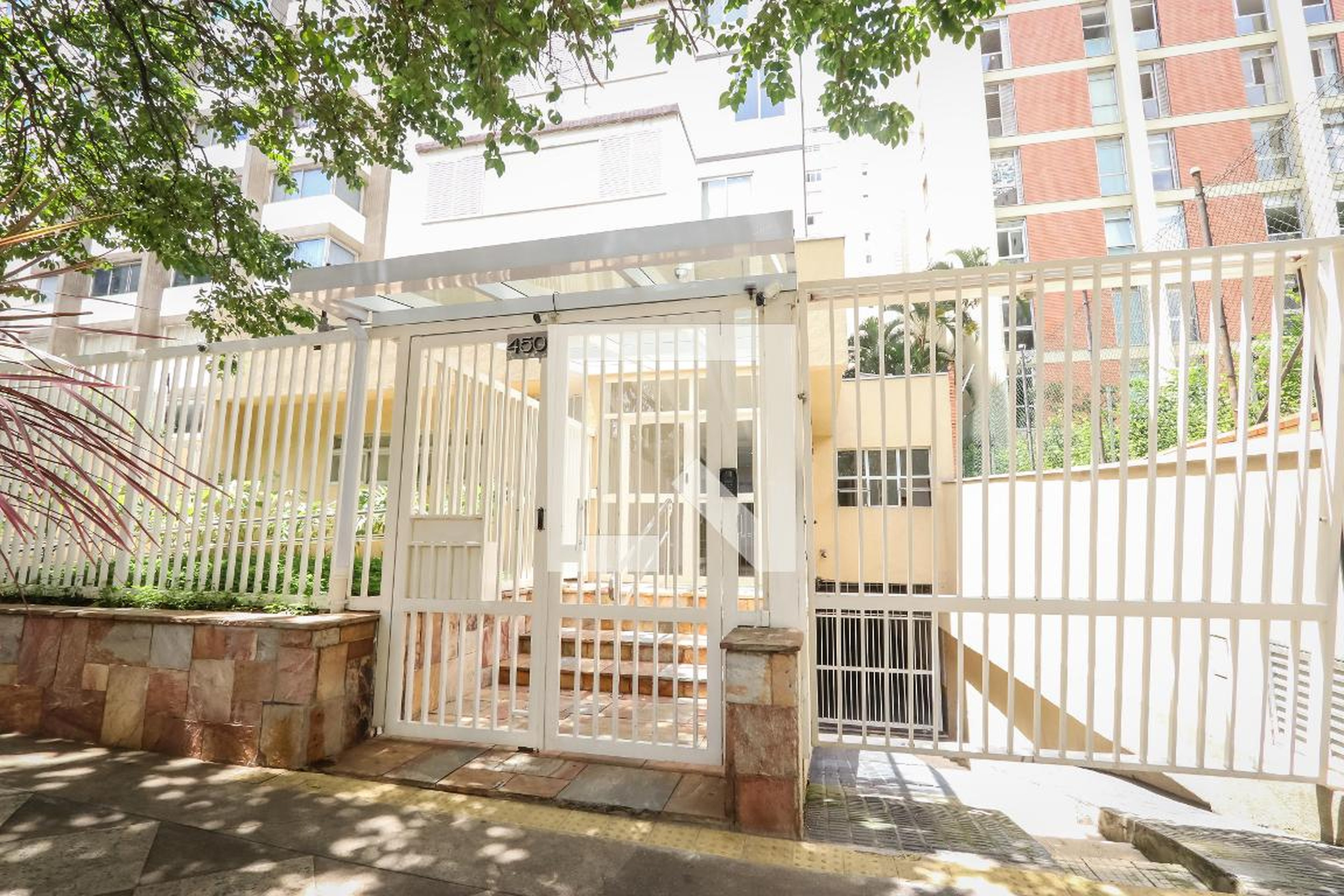 Fachada do Prédio Condomínio Alida