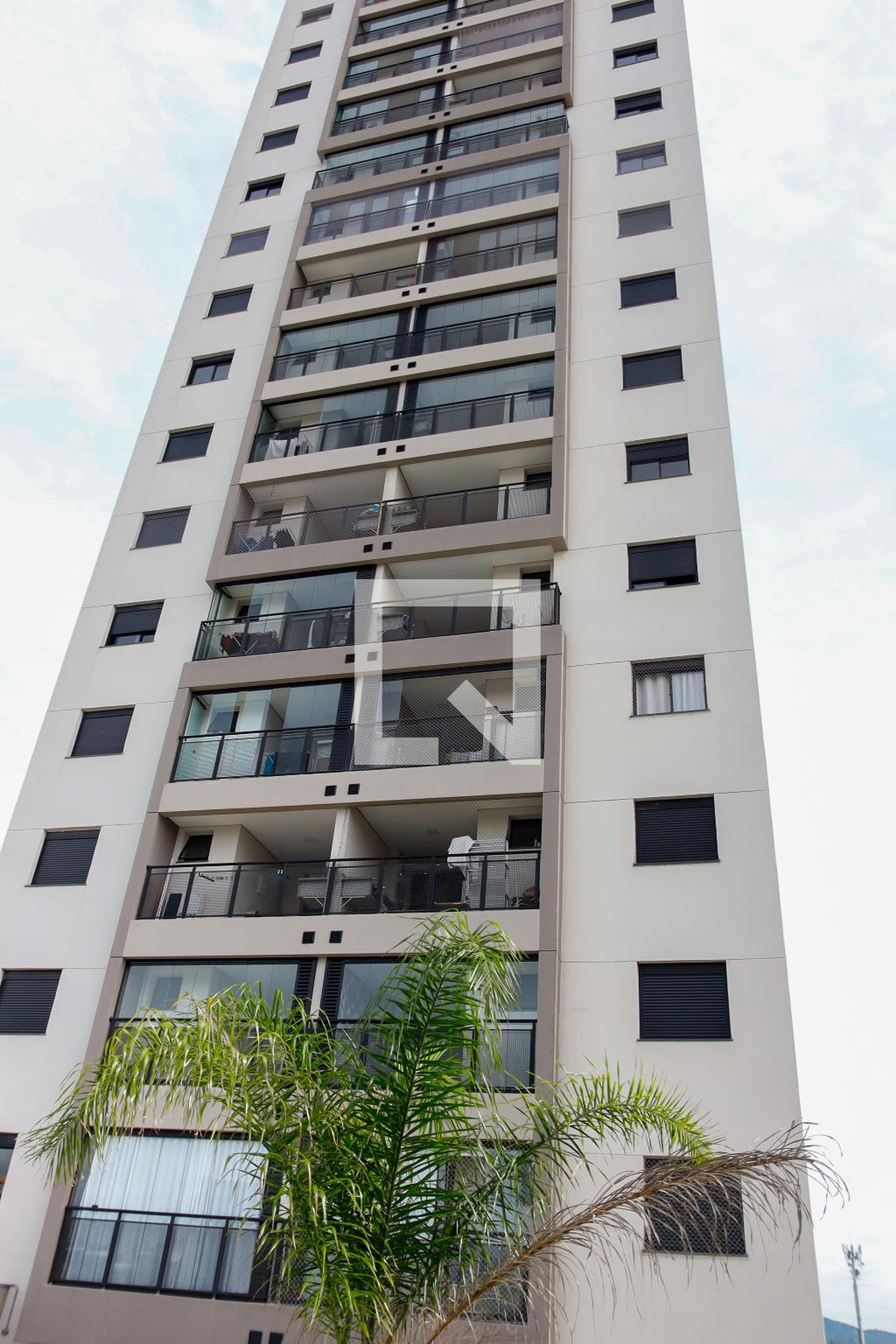Fachada Condomínio em Avenida Comandante Sampaio, 223