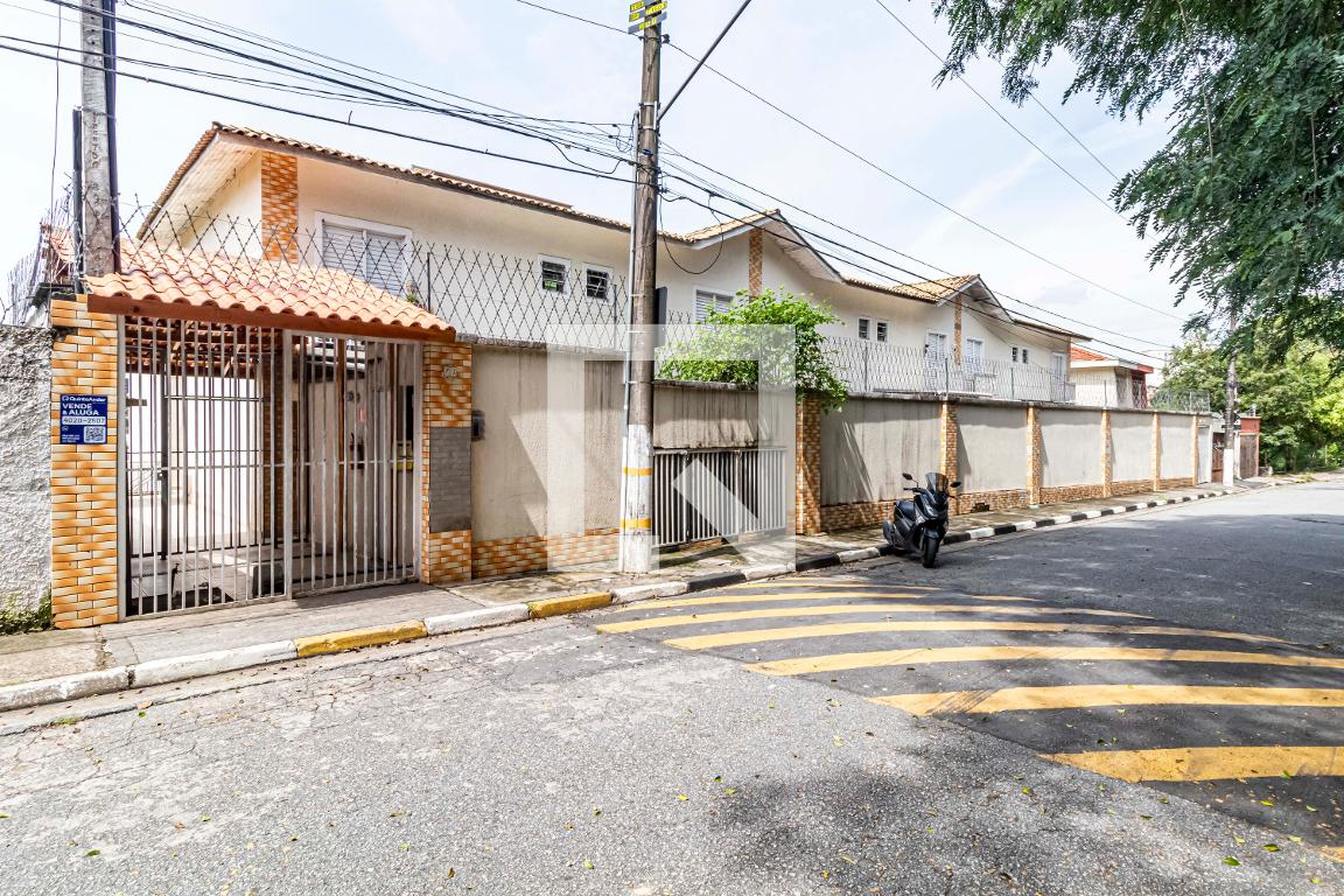 Fachada Condomínio em Rua Sebastião Annunciatto, 73