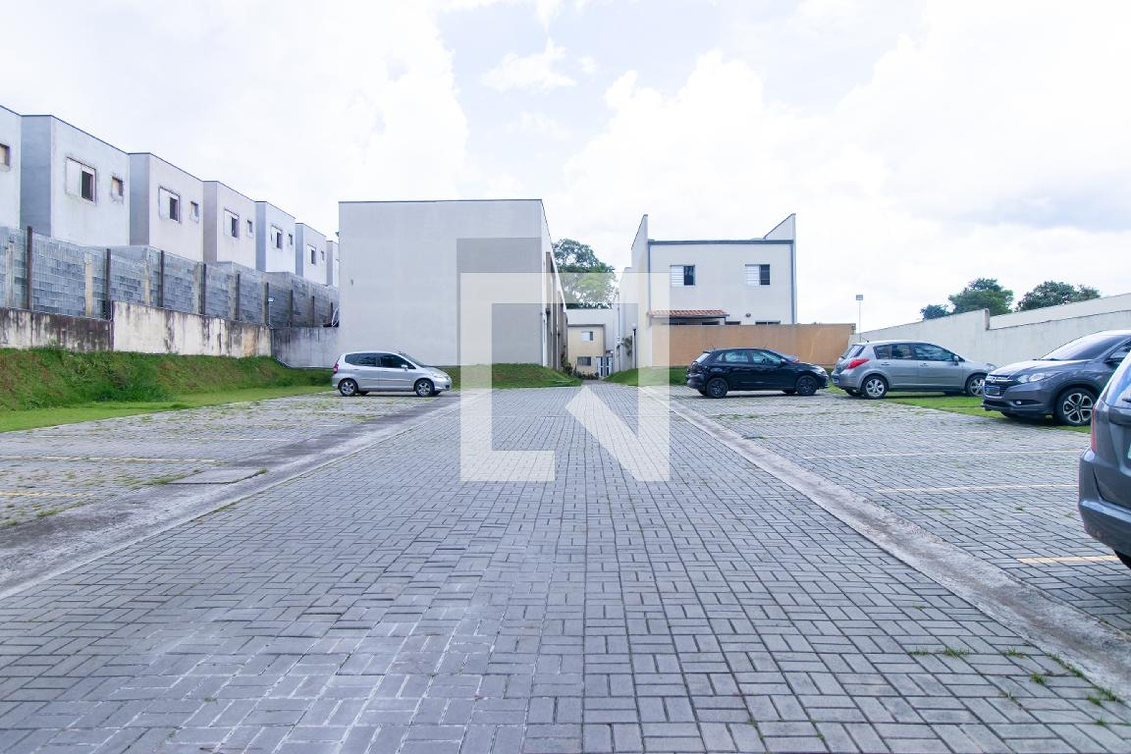 Estacionamento - Residencial Ville de Vie