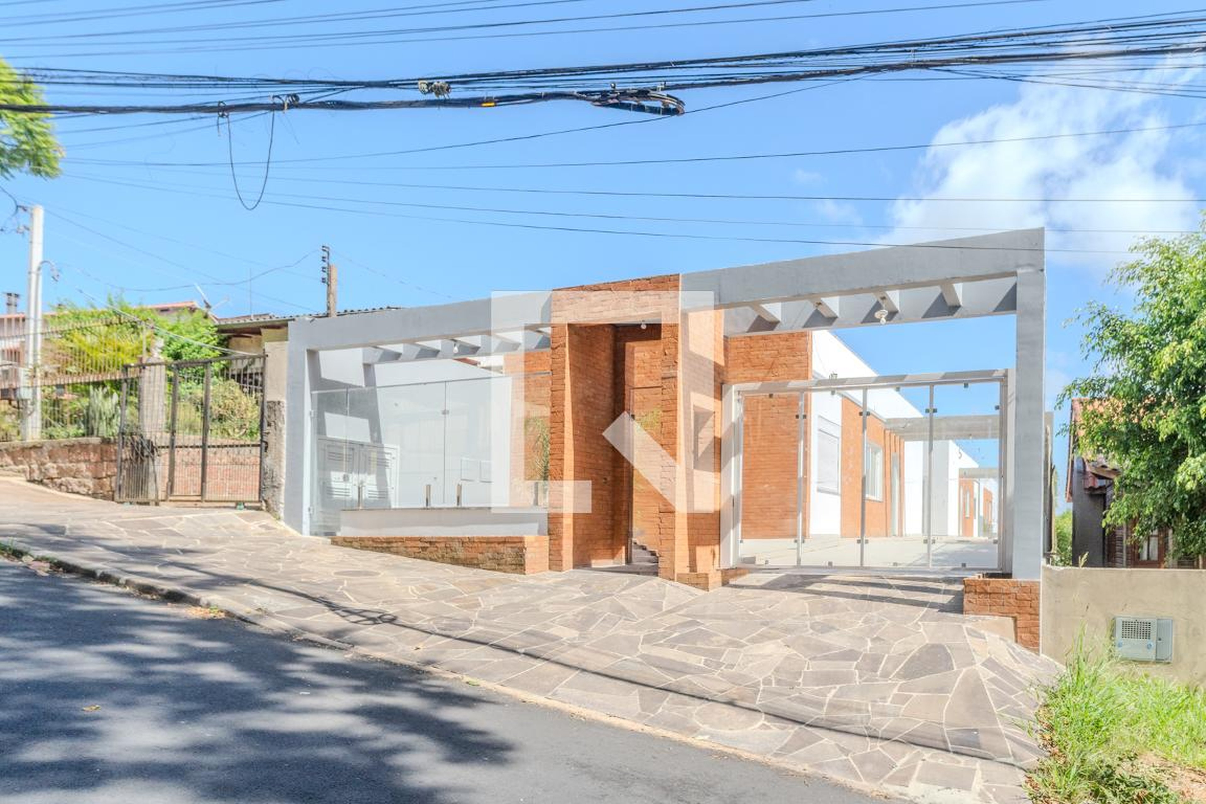 Fachada Condomínio em Rua Padre João Batista Reus, 1822