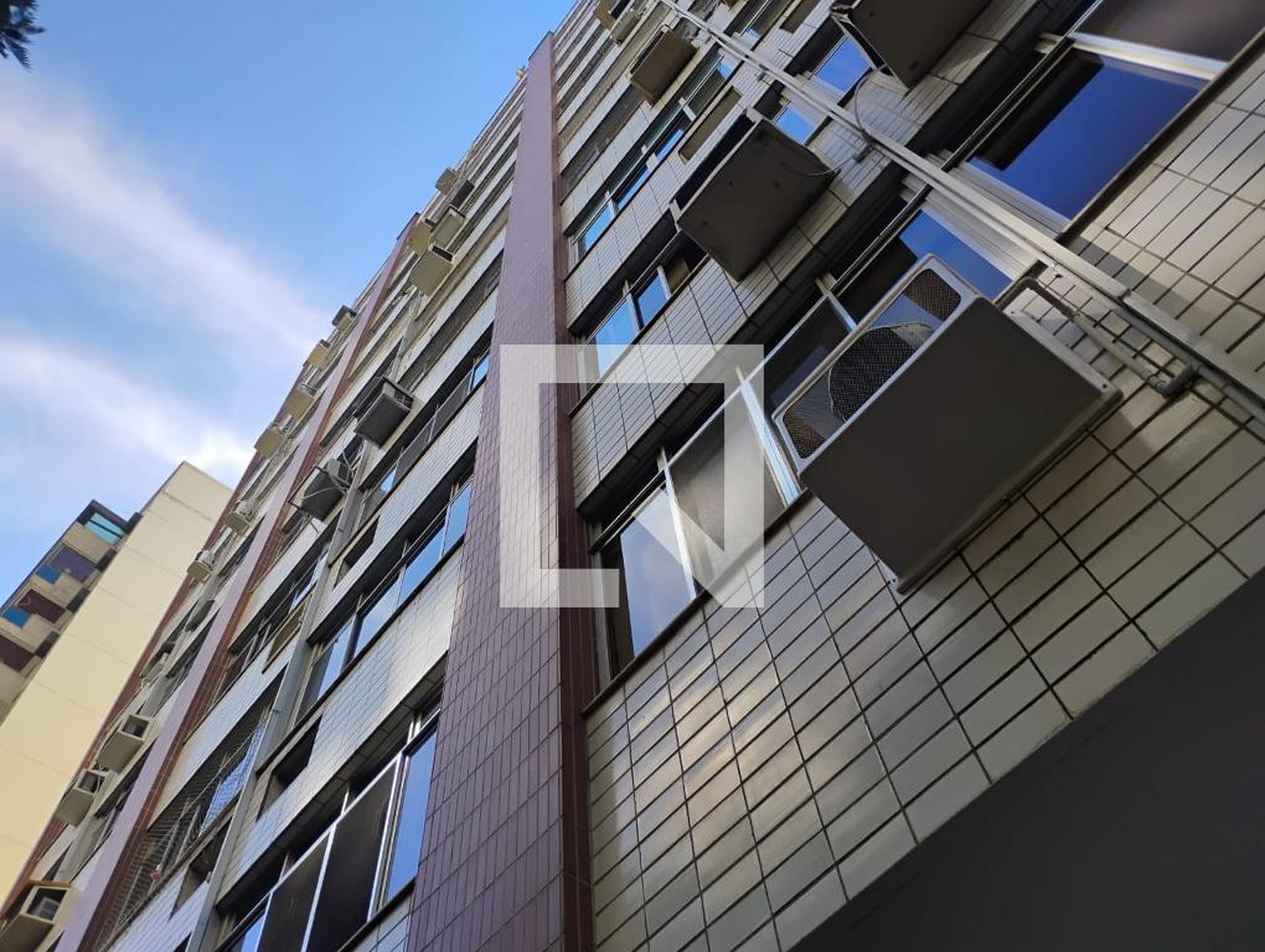 Fachada Condomínio em Rua 5 de Julho, 66