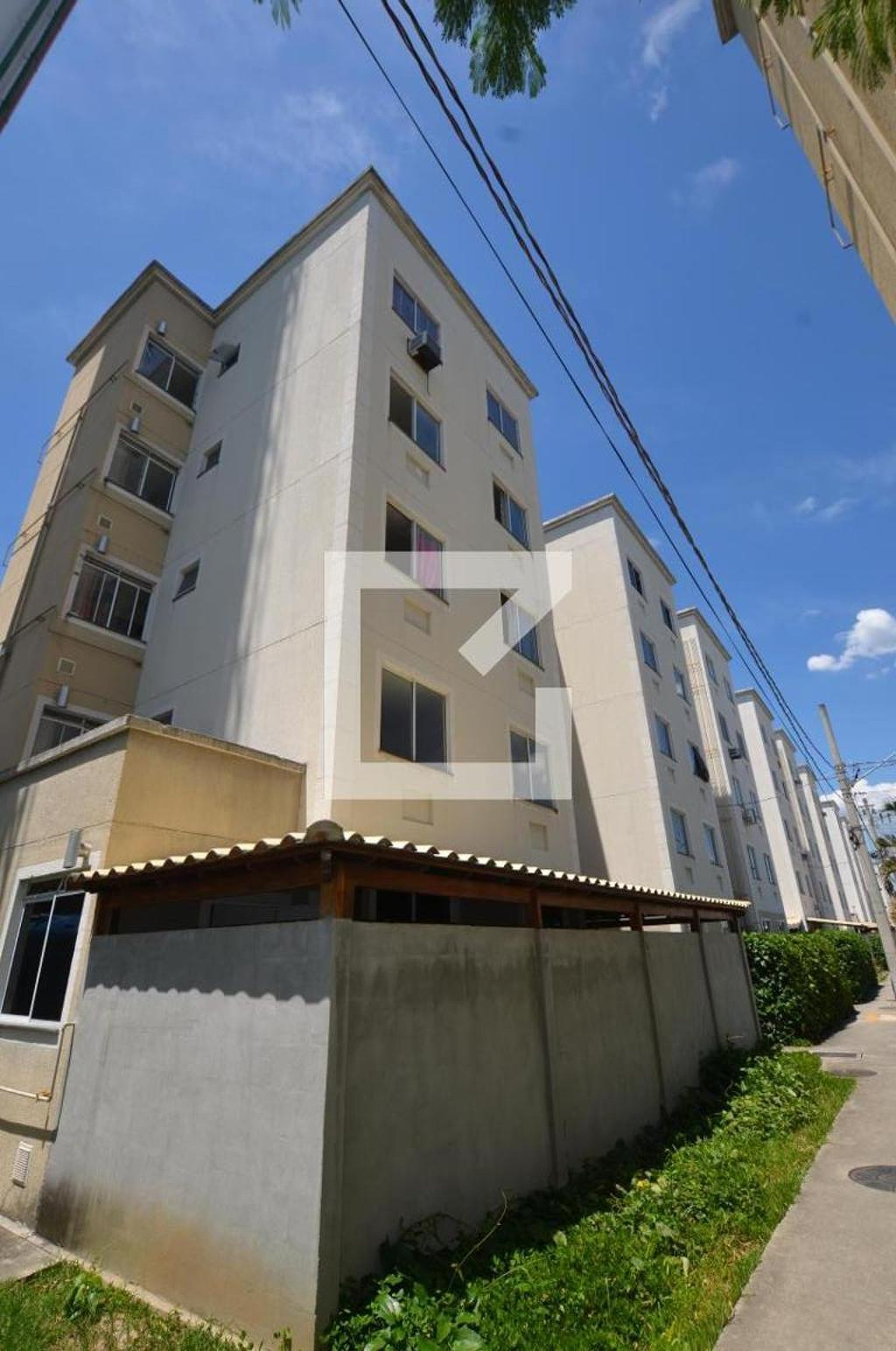 Fachada Residencial Quinta do Ipê