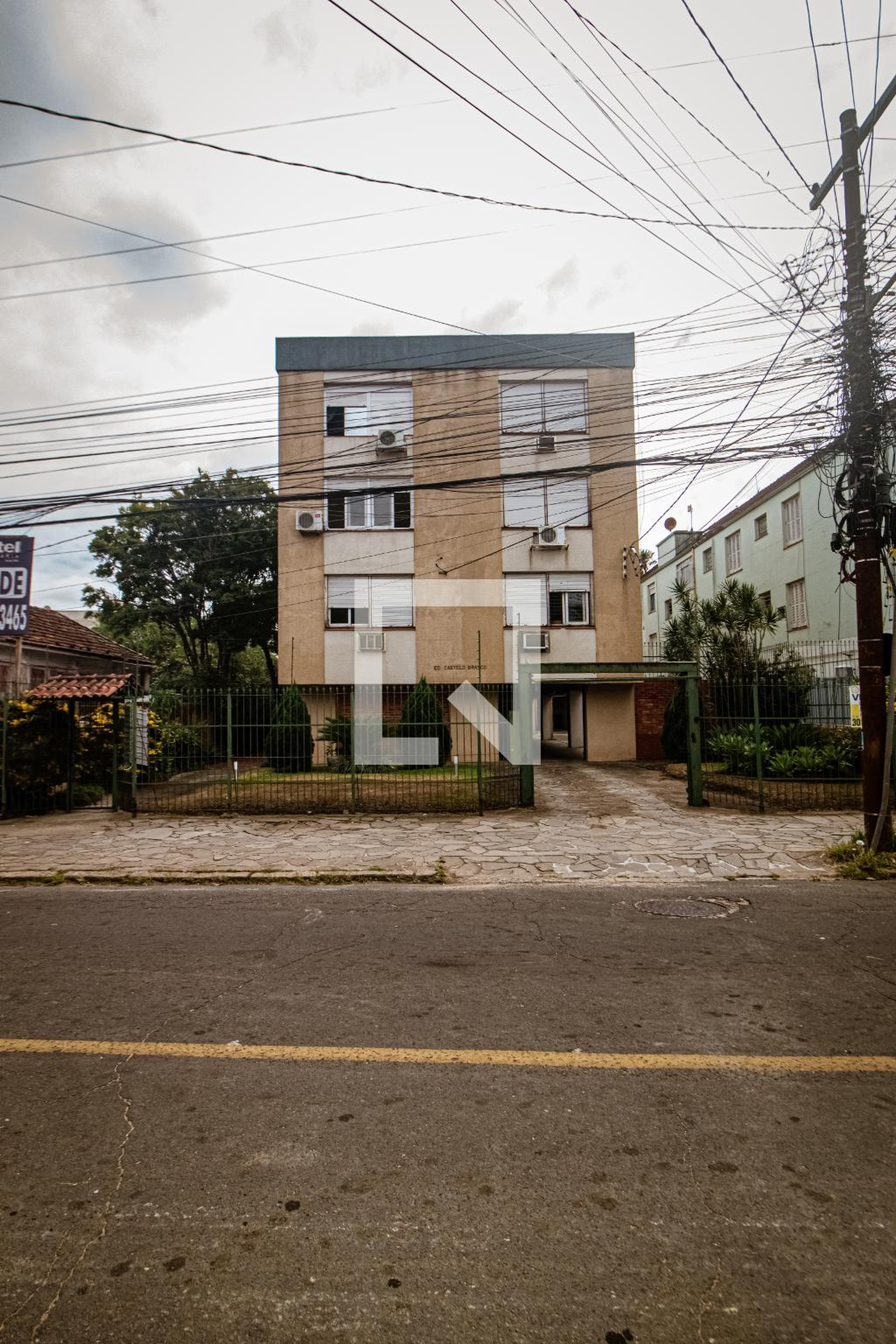 Fachada Condomínio em Avenida Niterói, 90