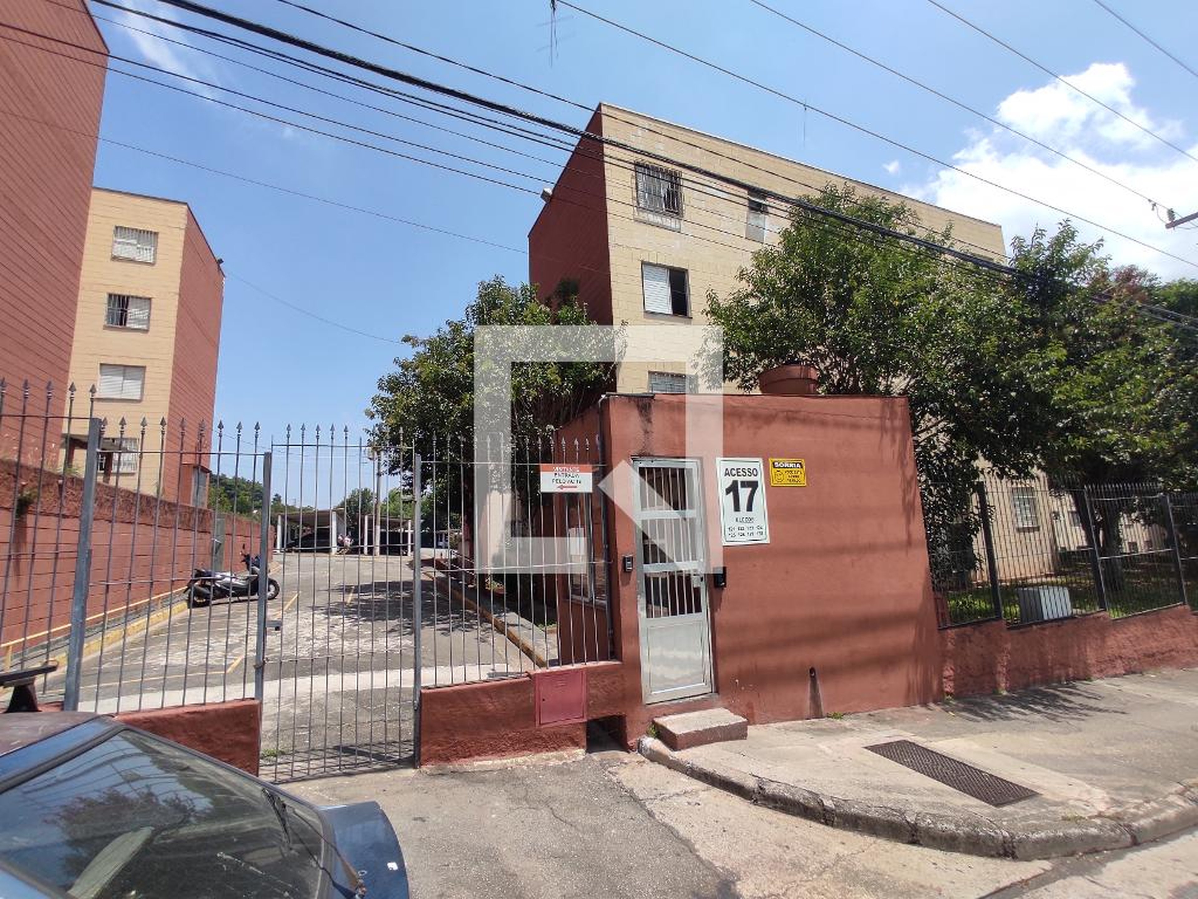 Fachada do Condomínio Condomínio em Rua Antônio Seixas Leite Ribeiro, 17