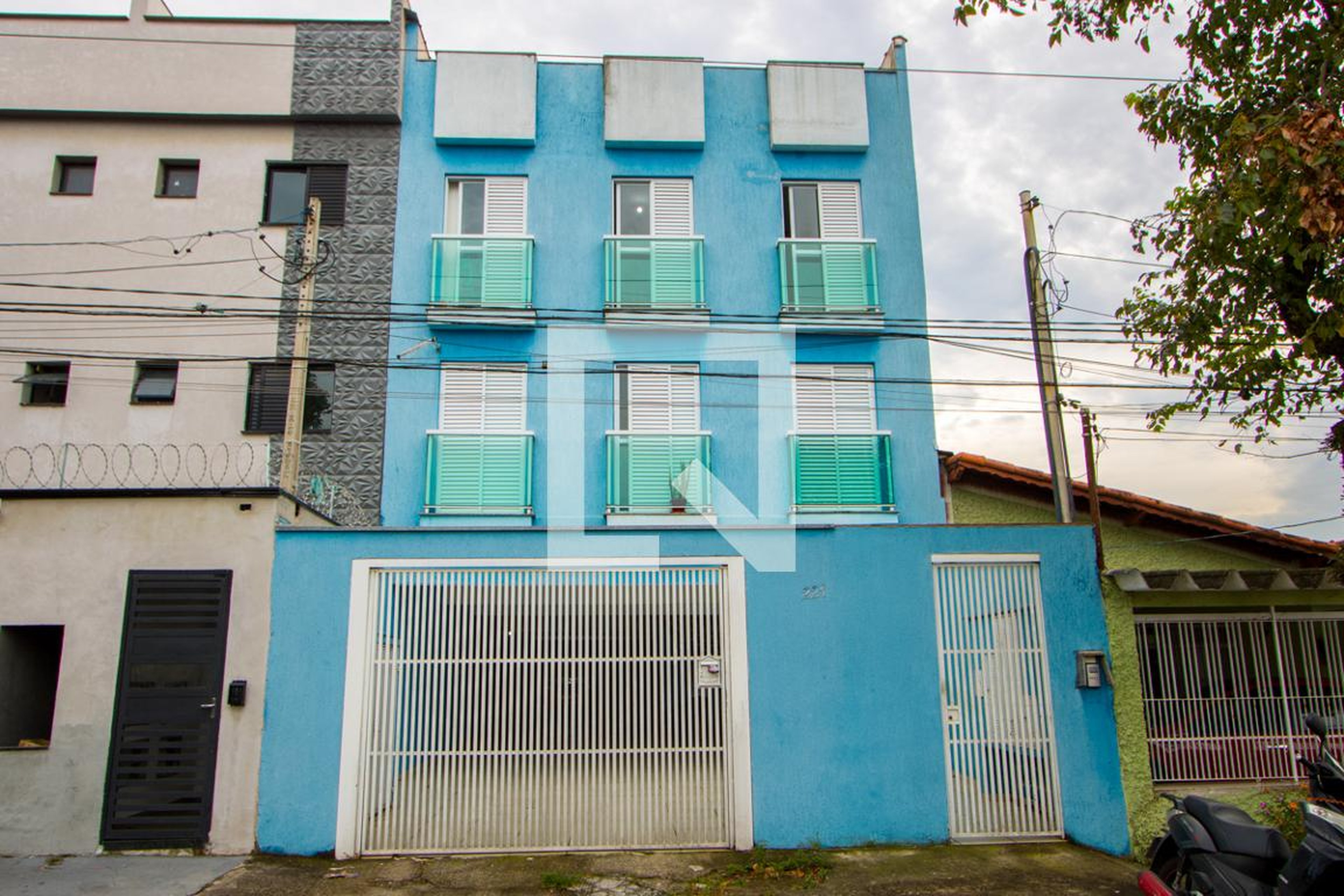 Fachada Condomínio em Rua Penalva, 221