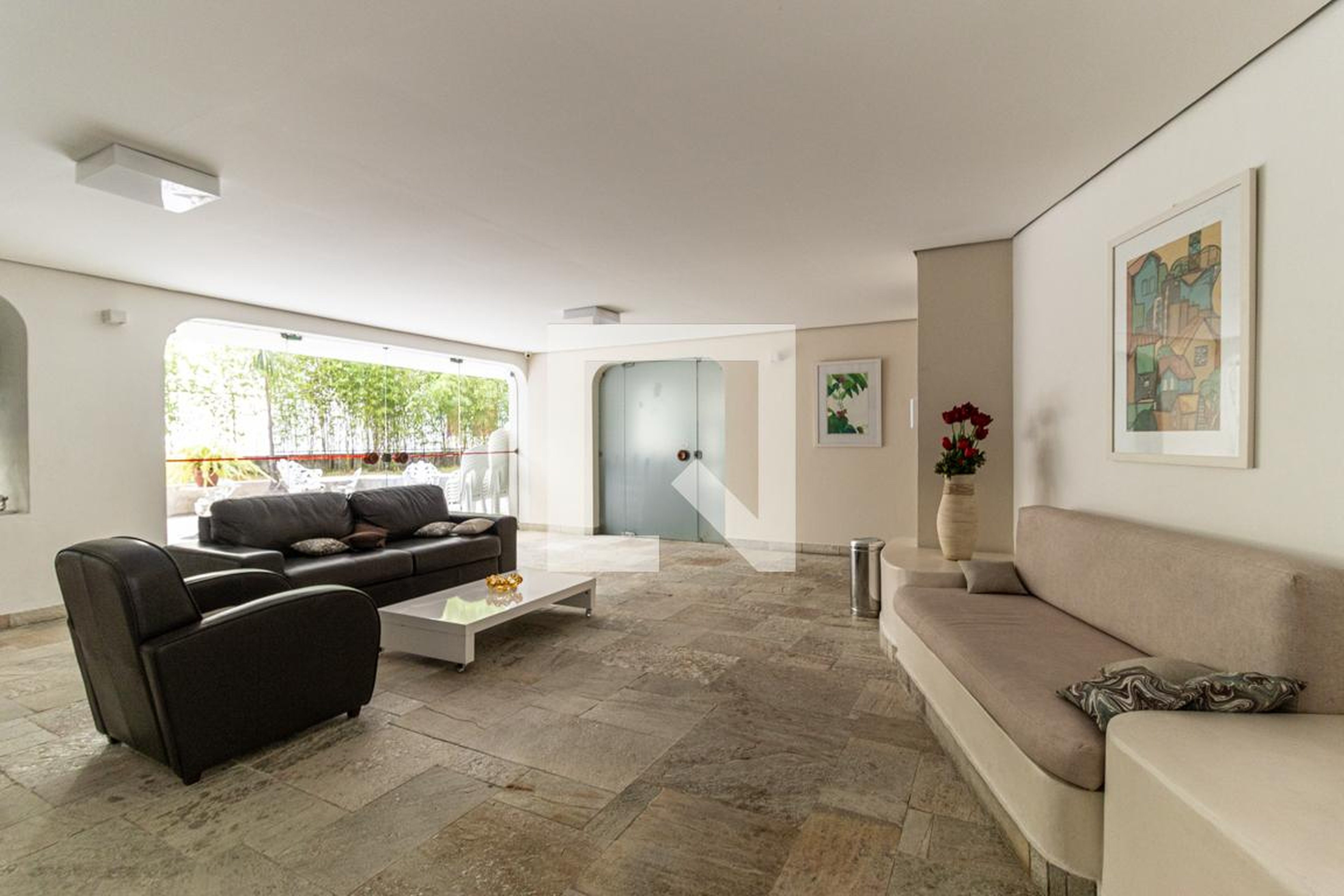 Hall Social - Edifícios Port DAntibes & Port Grimaud