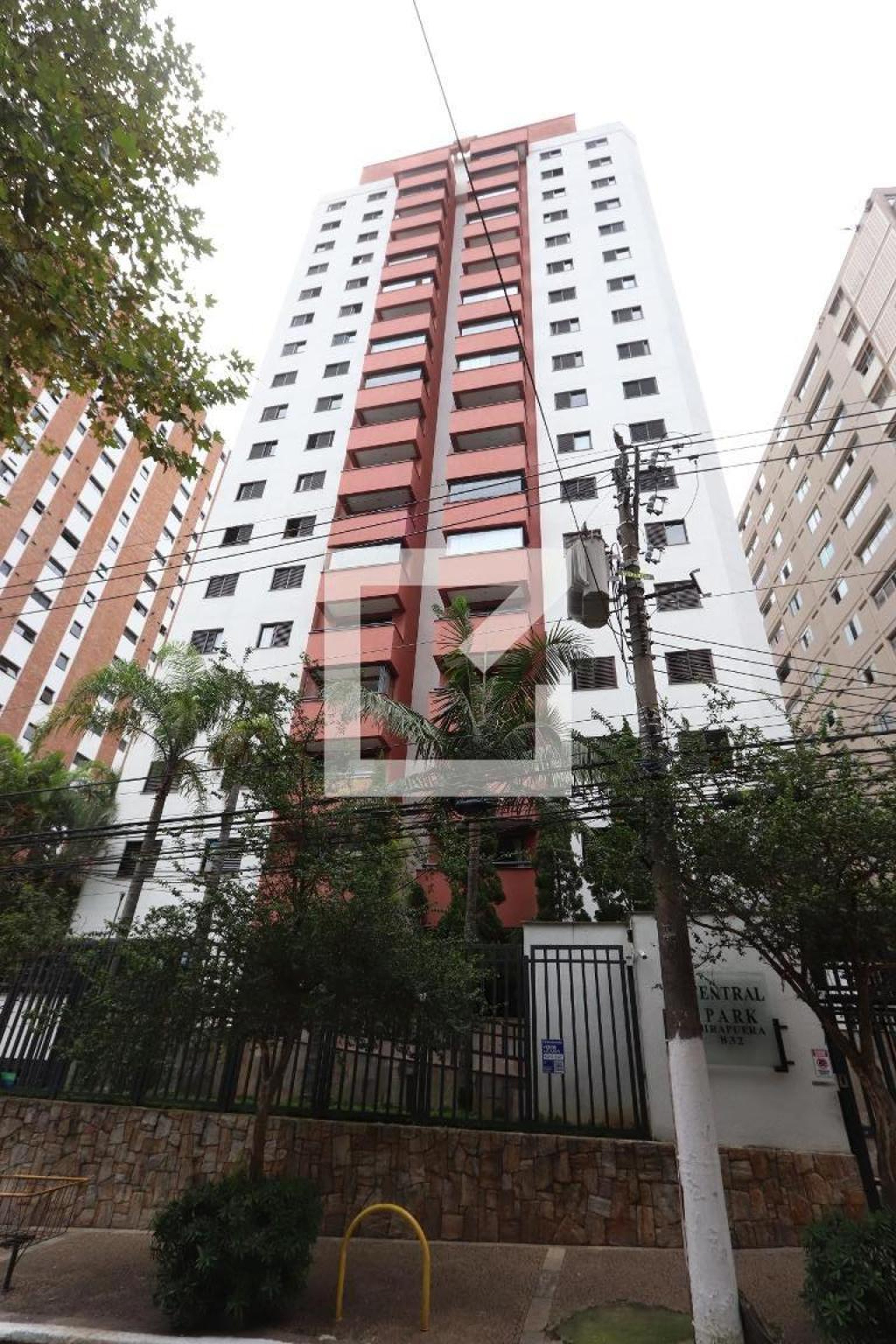 Fachada do Prédio Edifício Central Parque Ibirapuera