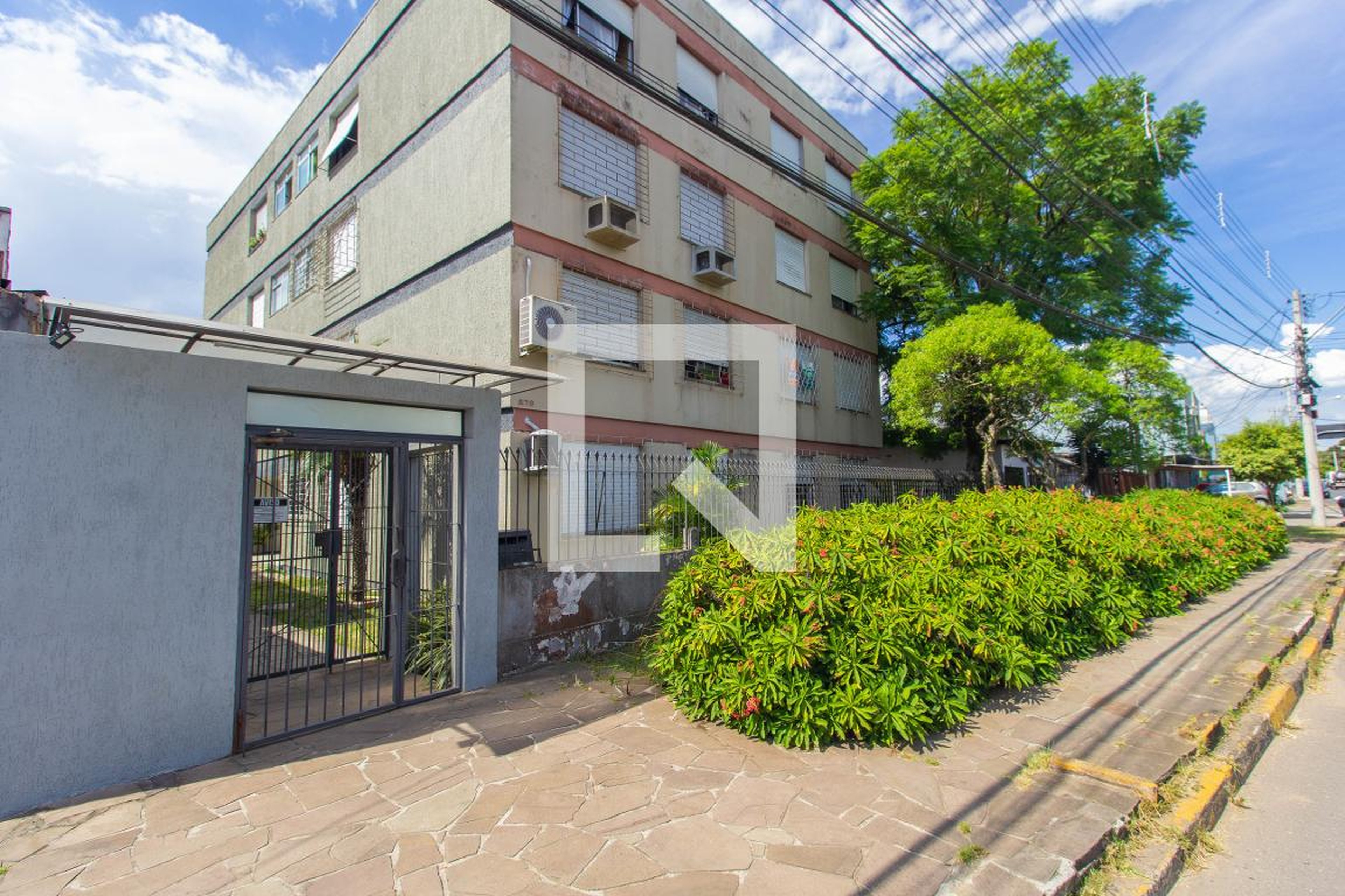 Fachada Condomínio Maria José