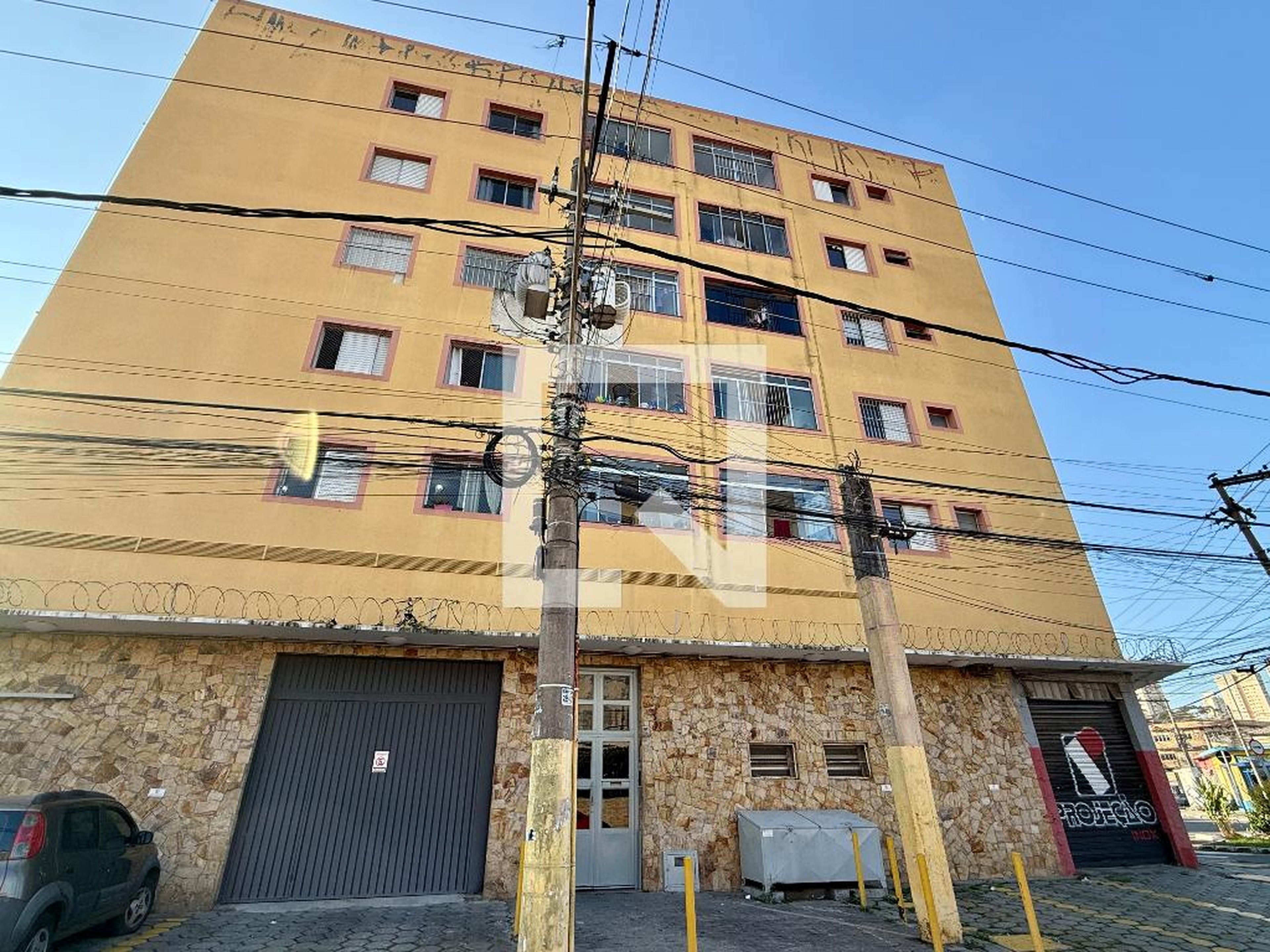 Fachada Condomínio em Rua Clárice, 24