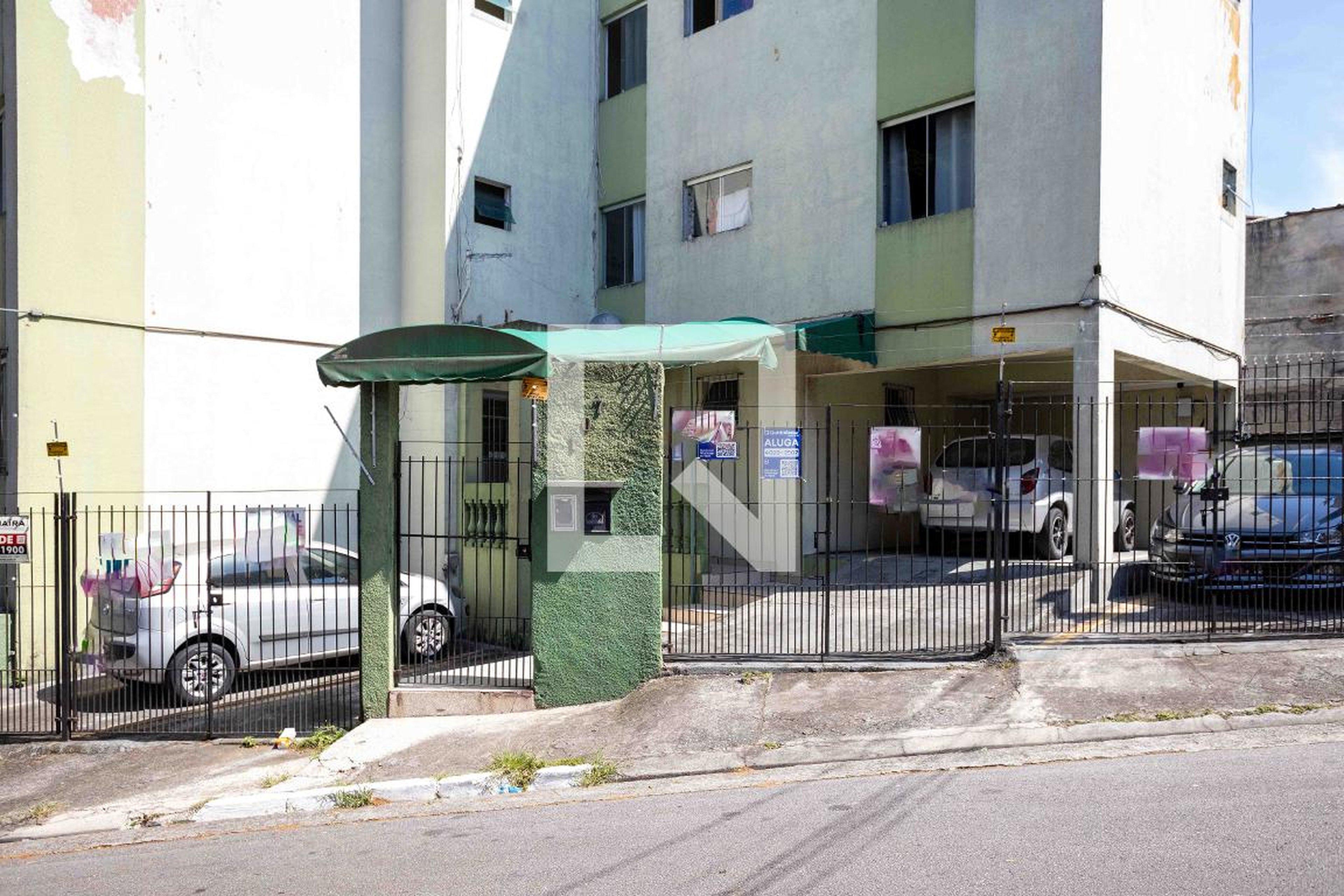 Fachada Edifício Francesco Acocella
