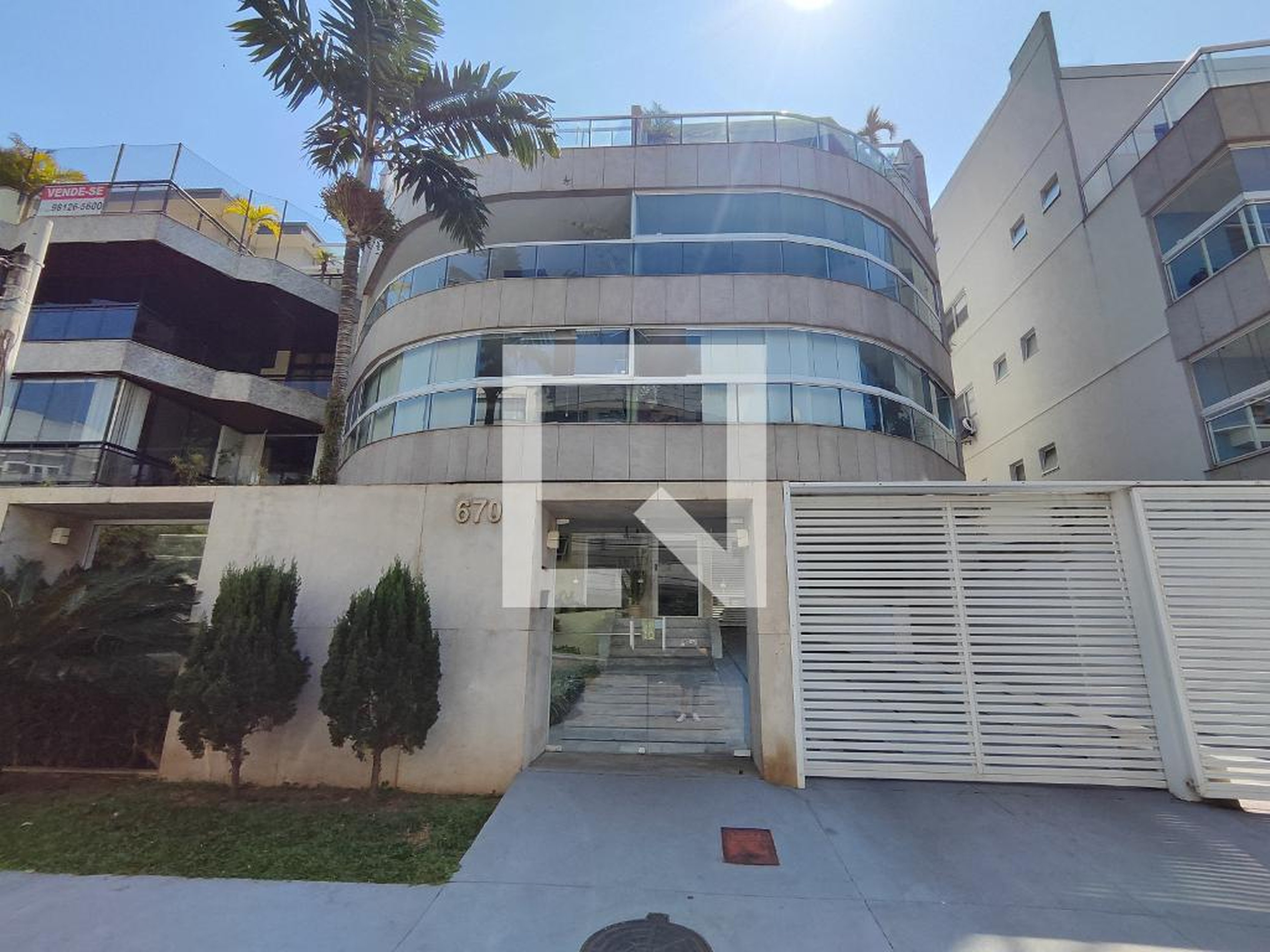 Fachada Condomínio em Rua Joaquim Cardozo, 670