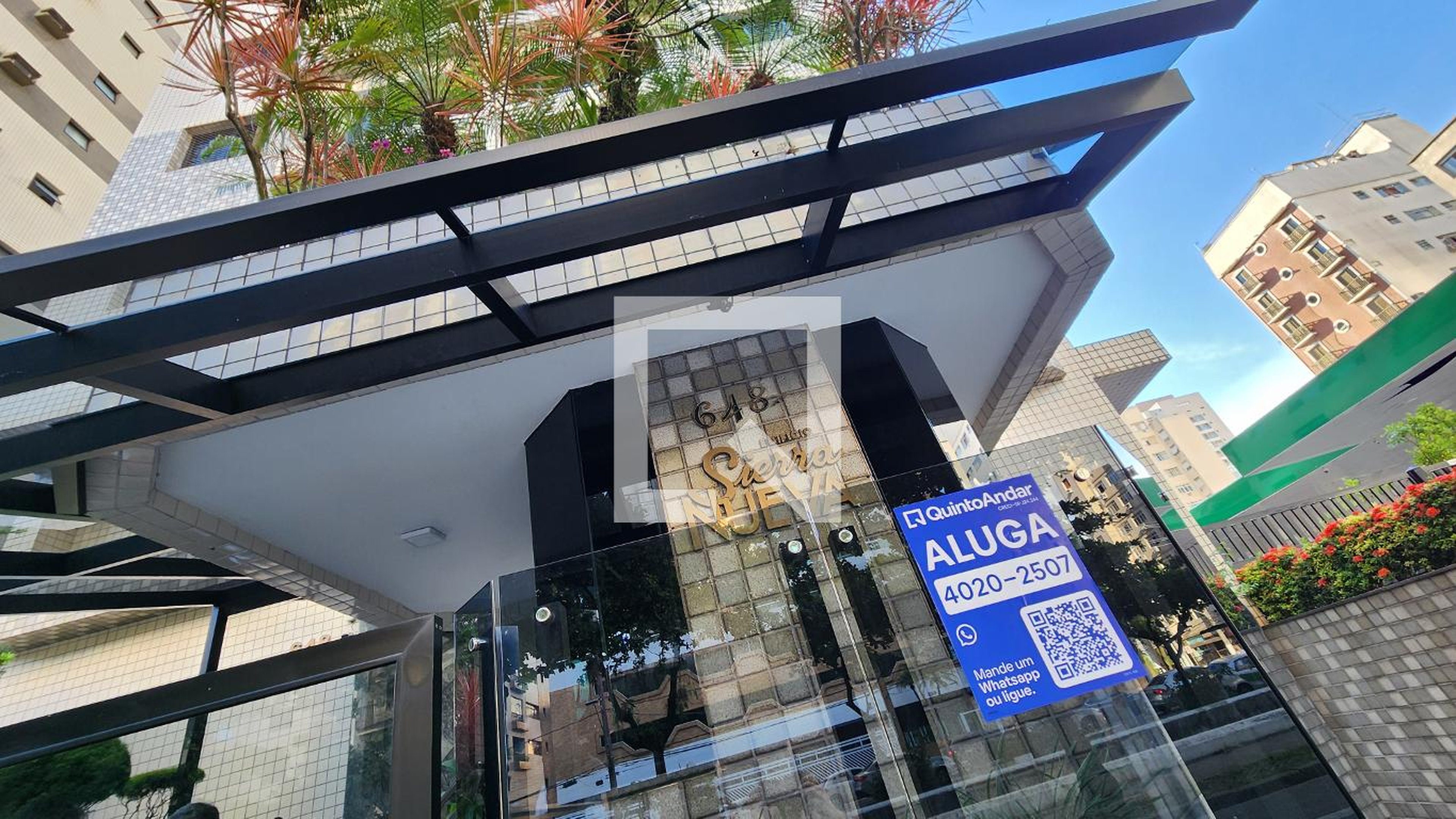 Fachada Condomínio em Avenida Bernardino de Campos, 648