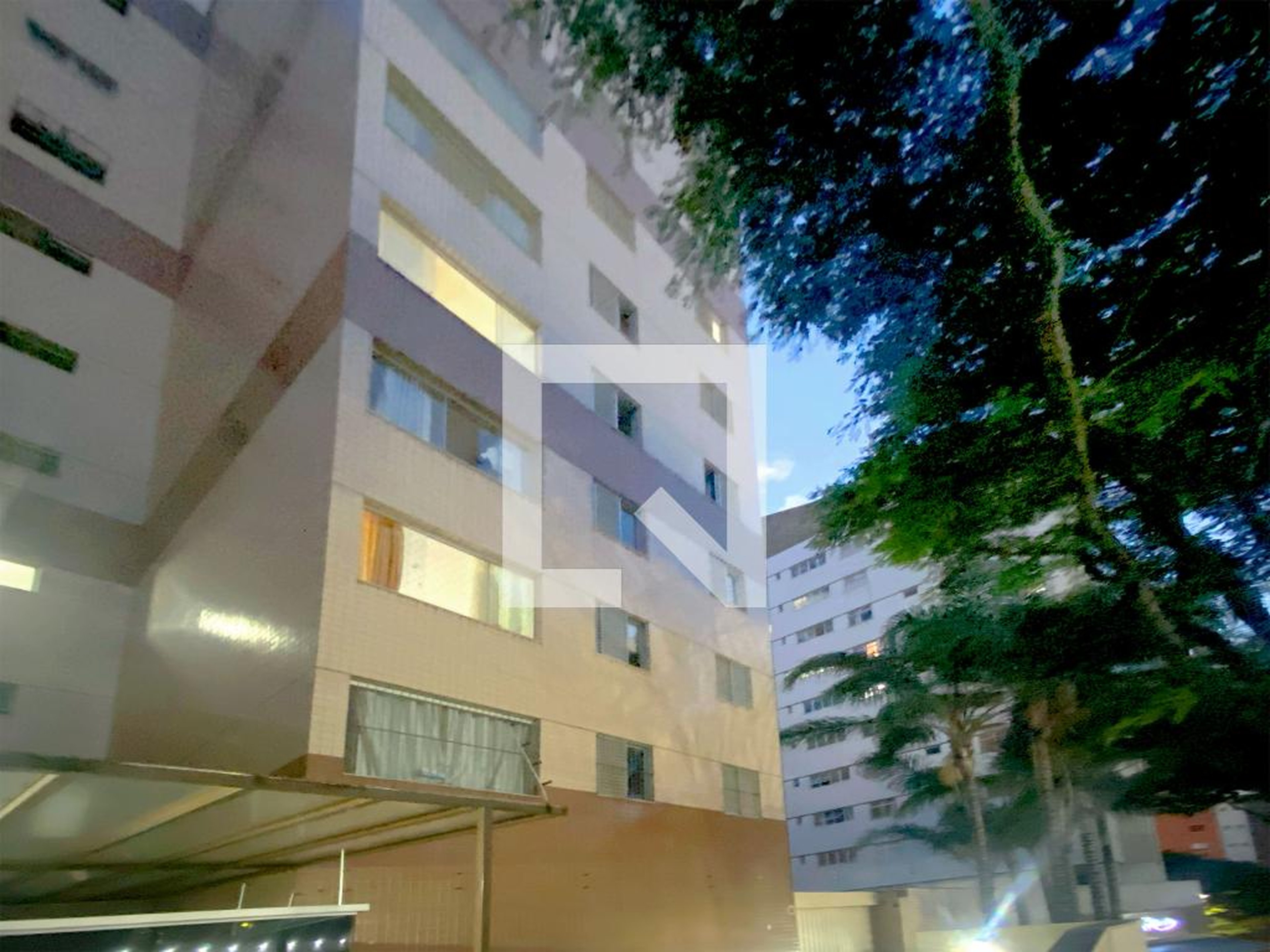 Fachada Condomínio em Rua Doutor Célio Andrade, 201