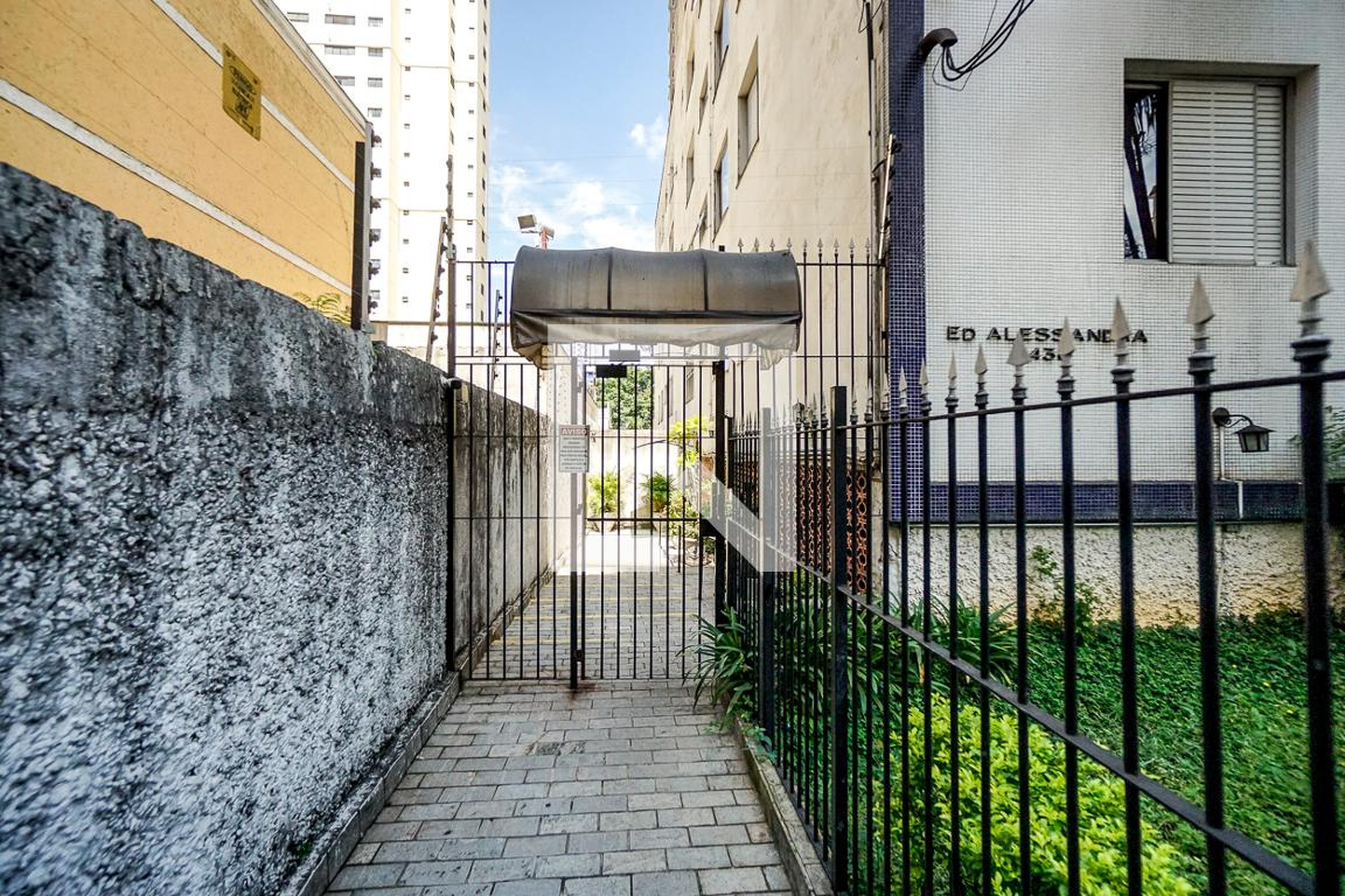 Entrada - Alessandra