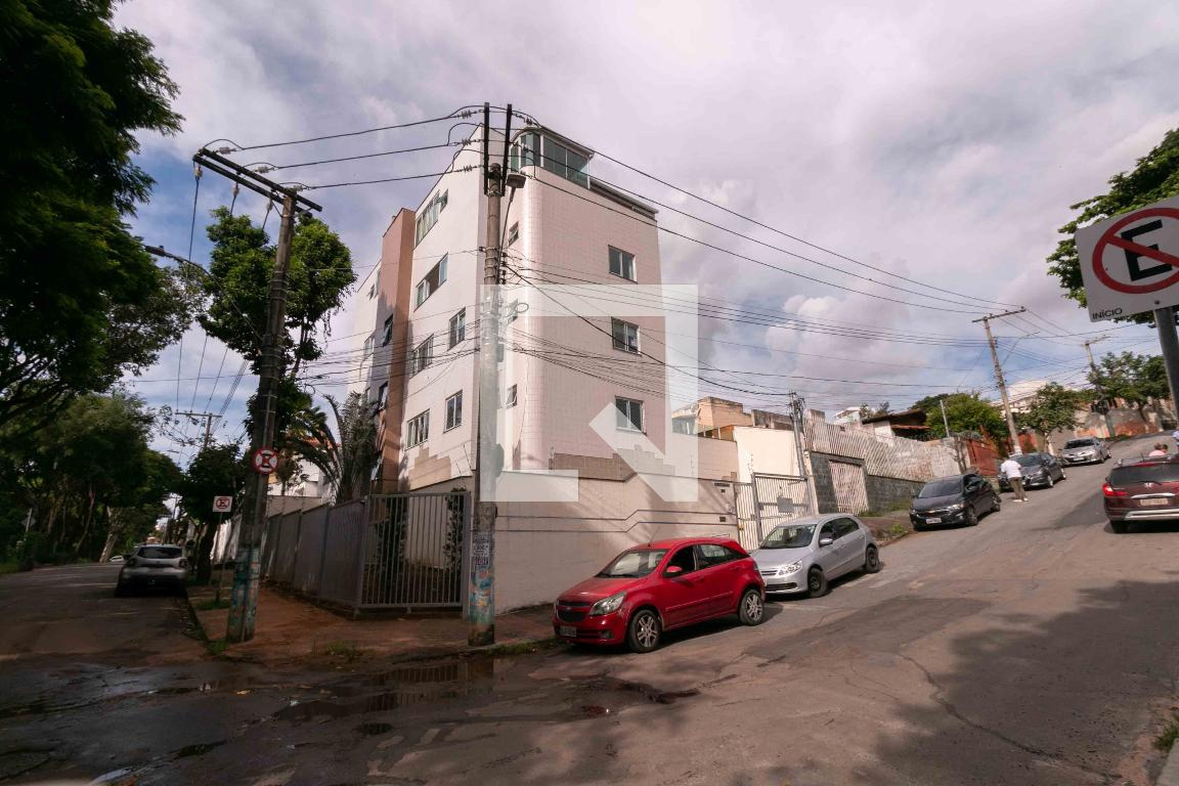 Fachada Condomínio em Rua Coronel Índio do Brasil, 11