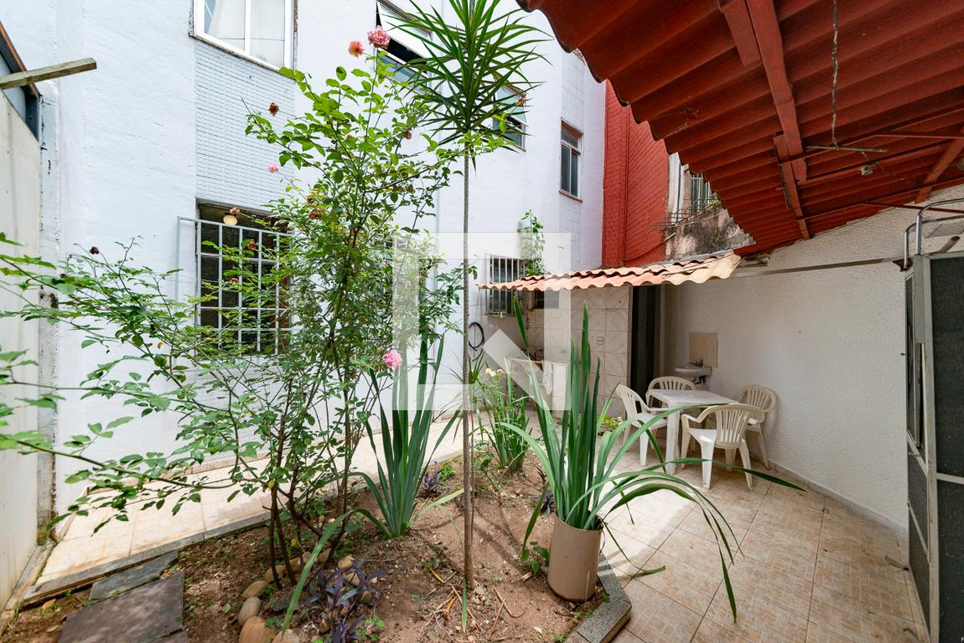 Área externa Condomínio em Rua Riachuelo, 613