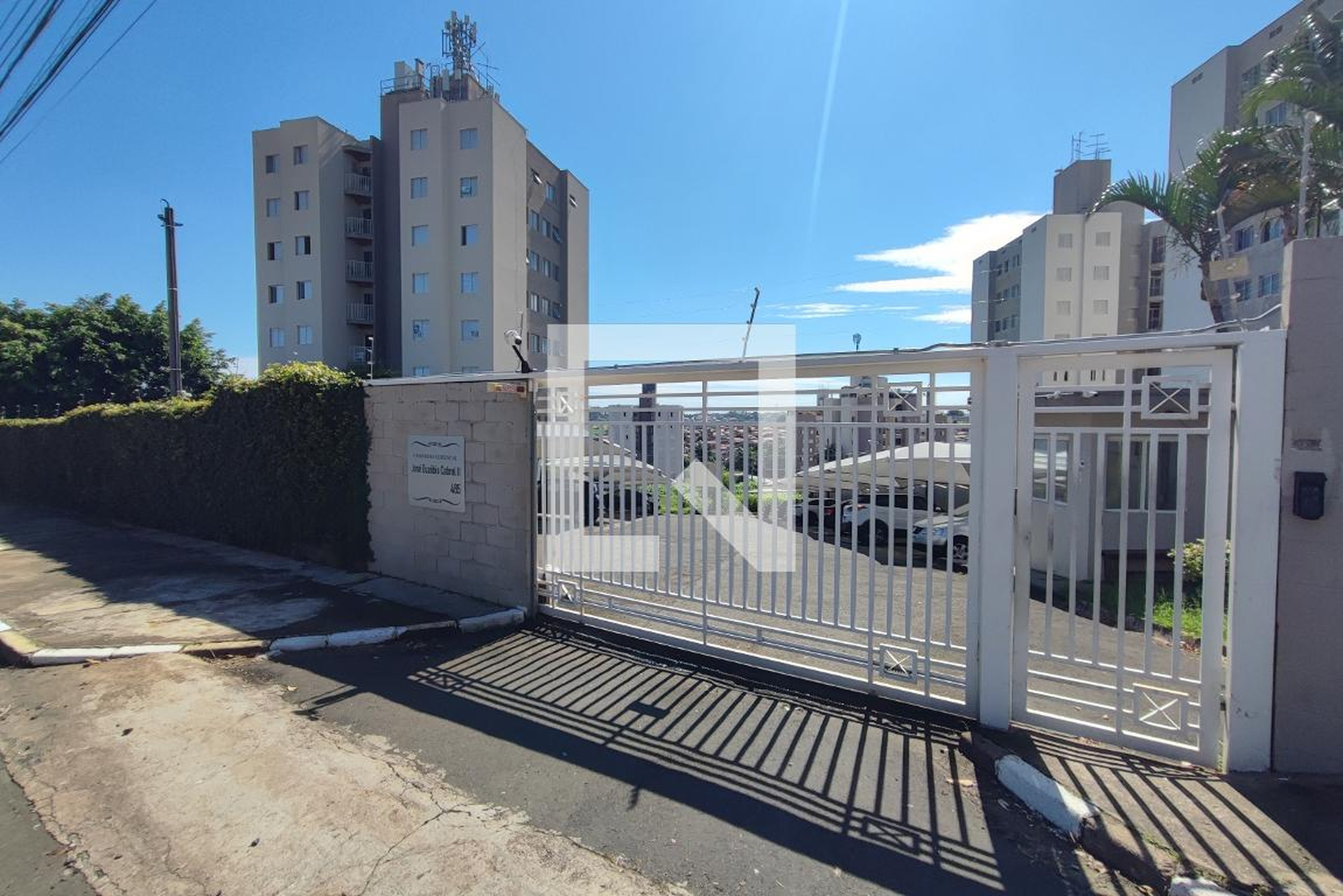 Fachada do Condomínio Condomínio em Rua Madalena Barbosa Ferreira, 85