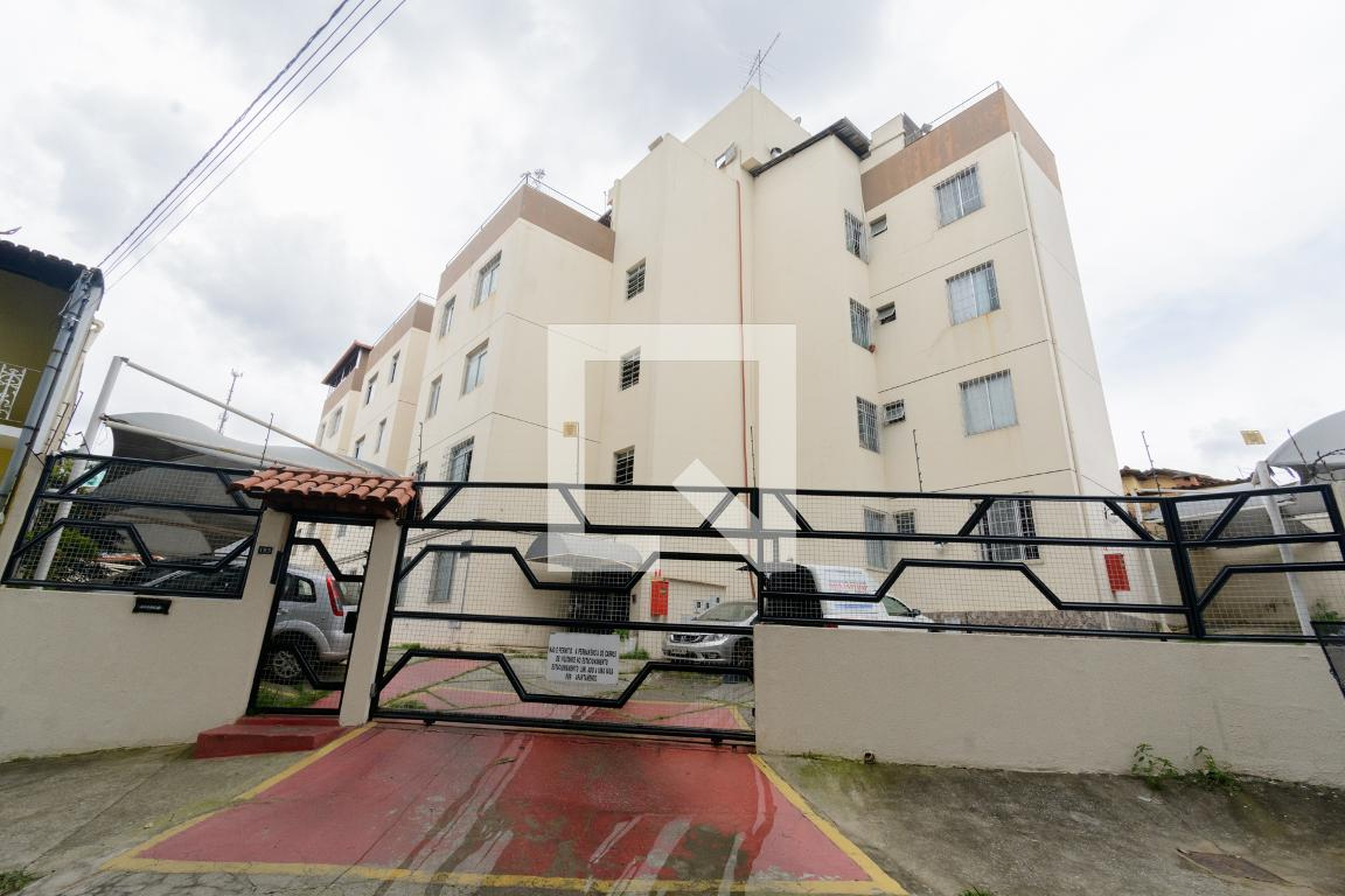 Fachada Condomínio em Rua Antares, 185