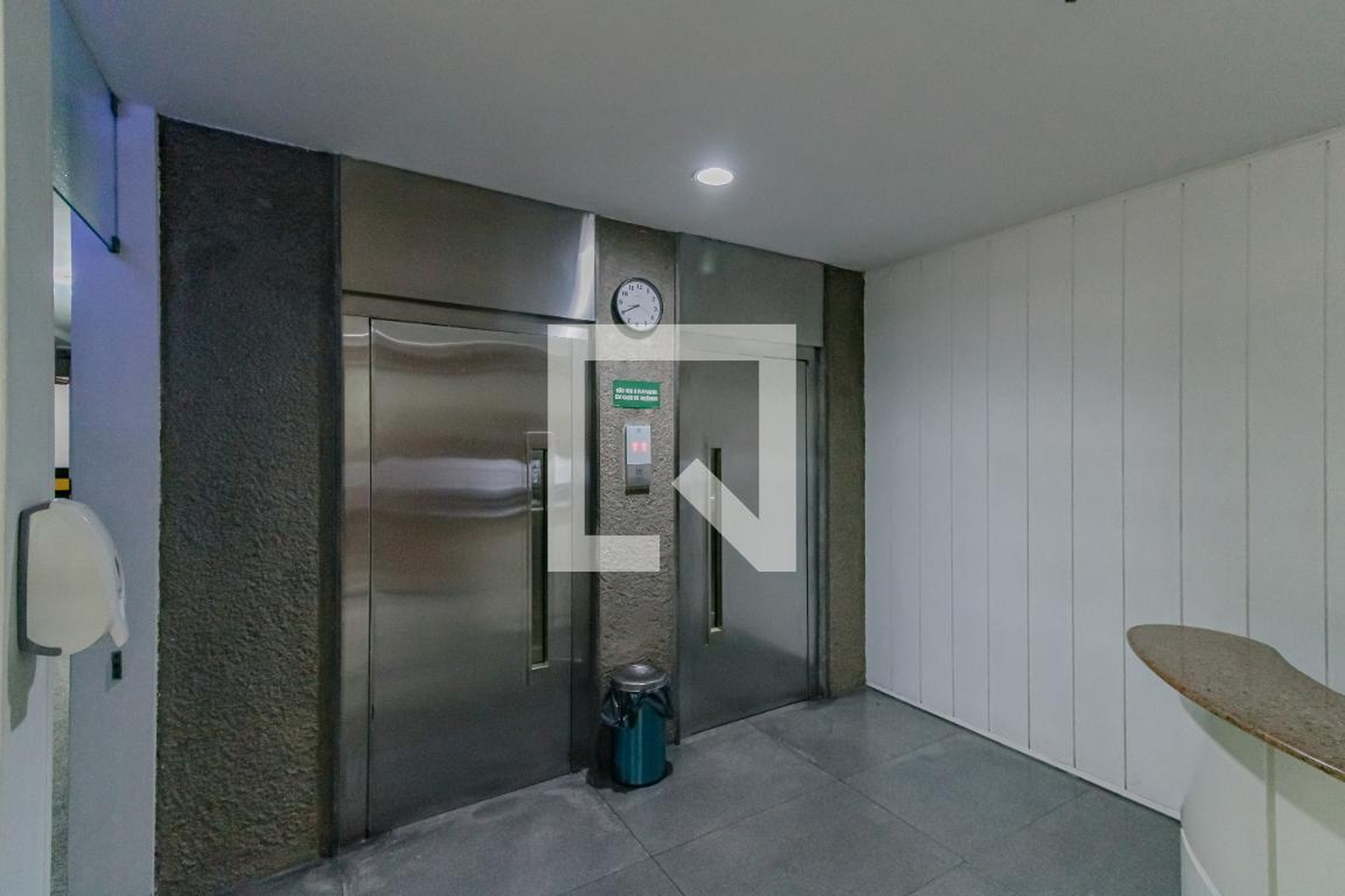 Elevador - Edifício Leibnitz