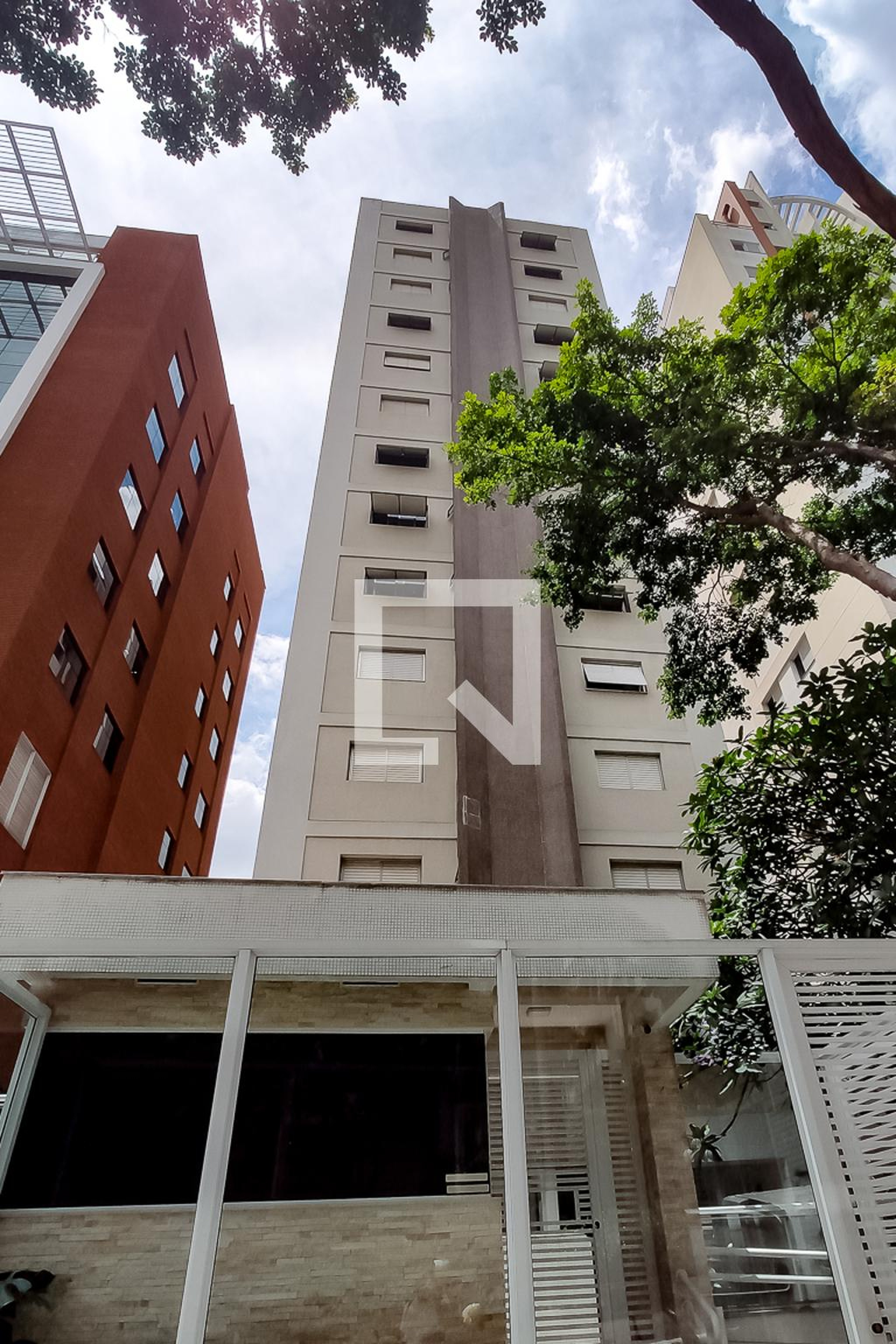 Fachada Condomínio Saint Etienne