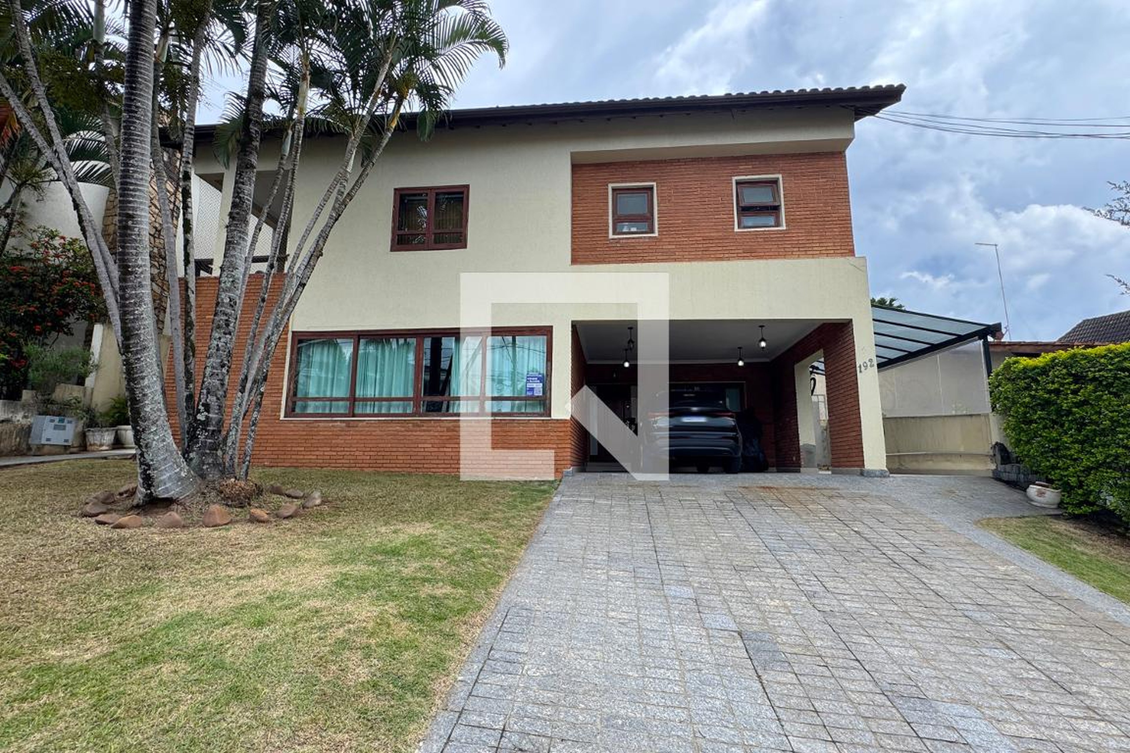 Fachada Condomínio em Alameda Safira, 192