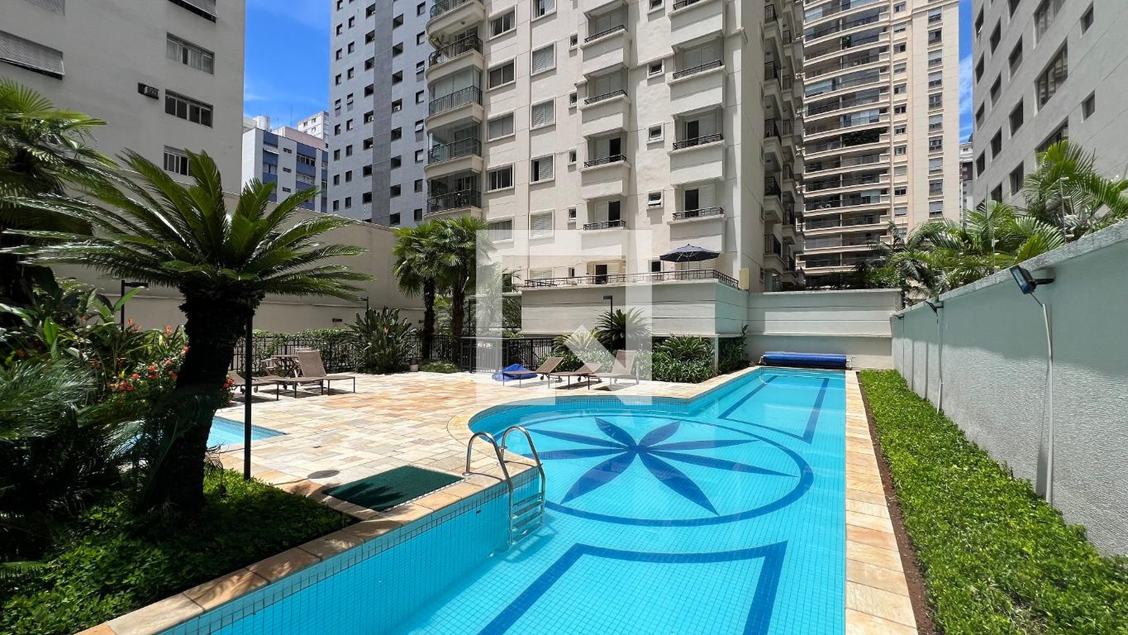 Piscina - Helbor Galerie