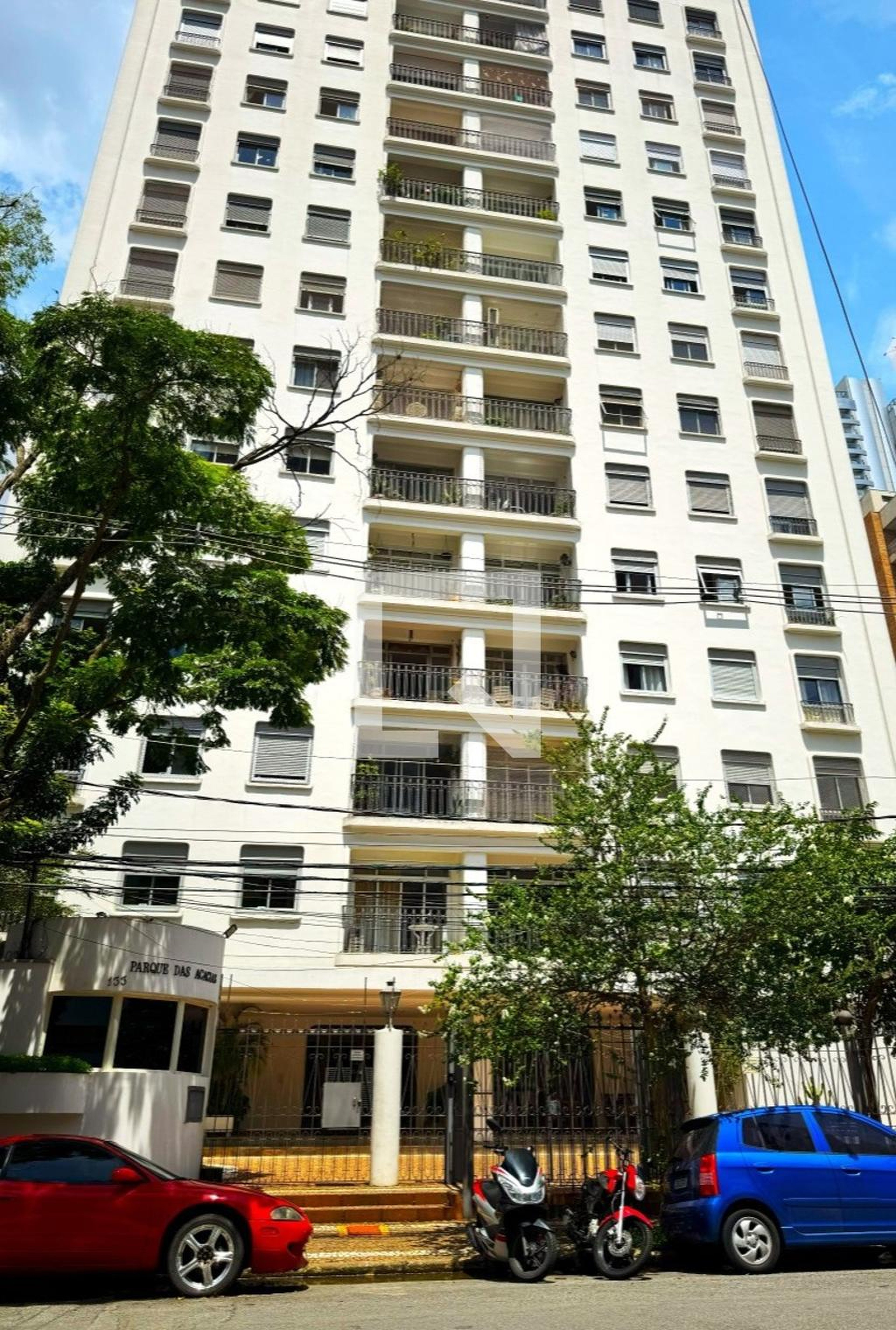 Fachada Condomínio Parque das Acacias