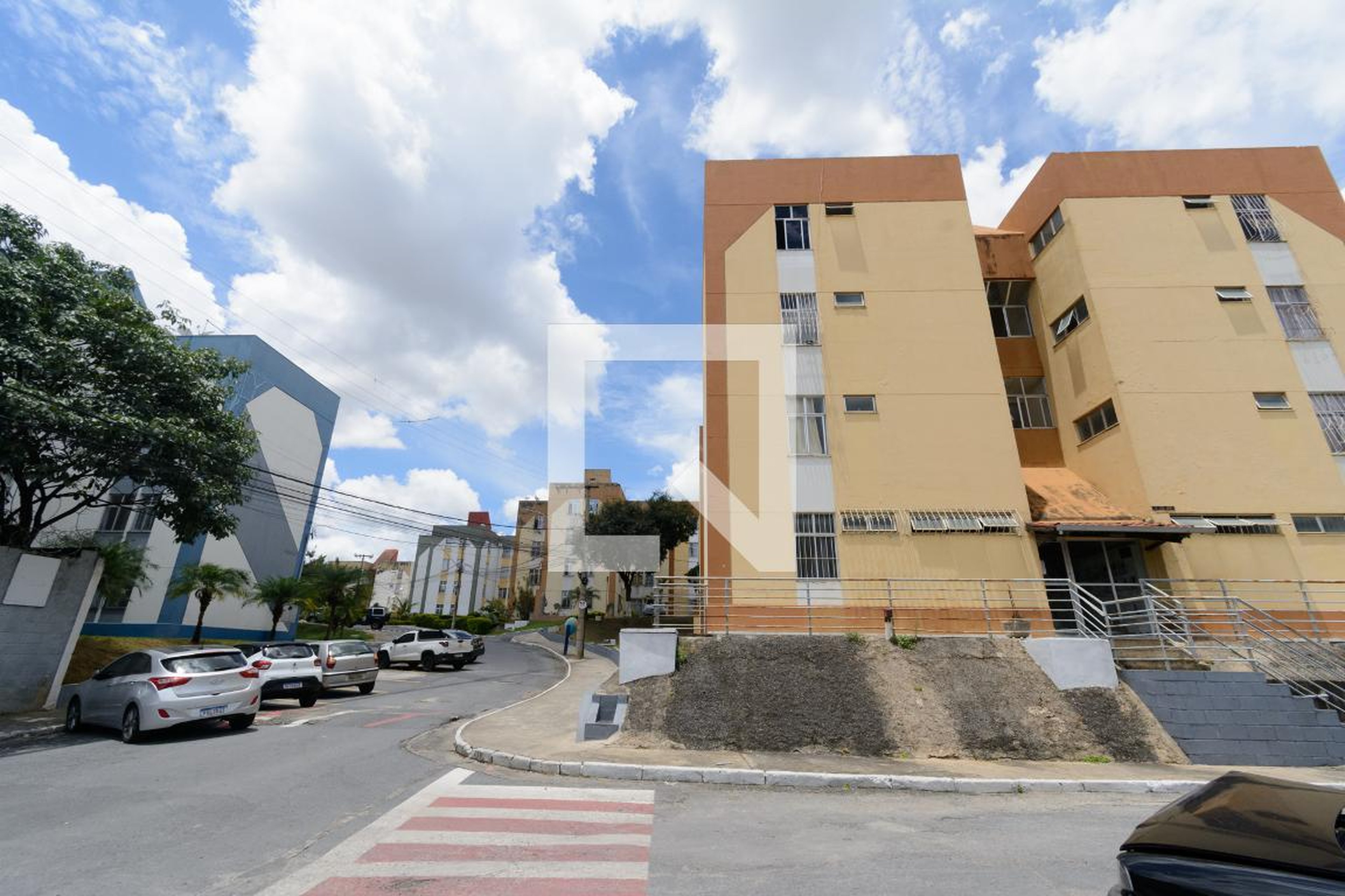 Fachada Condomínio em Rua Marte, 100